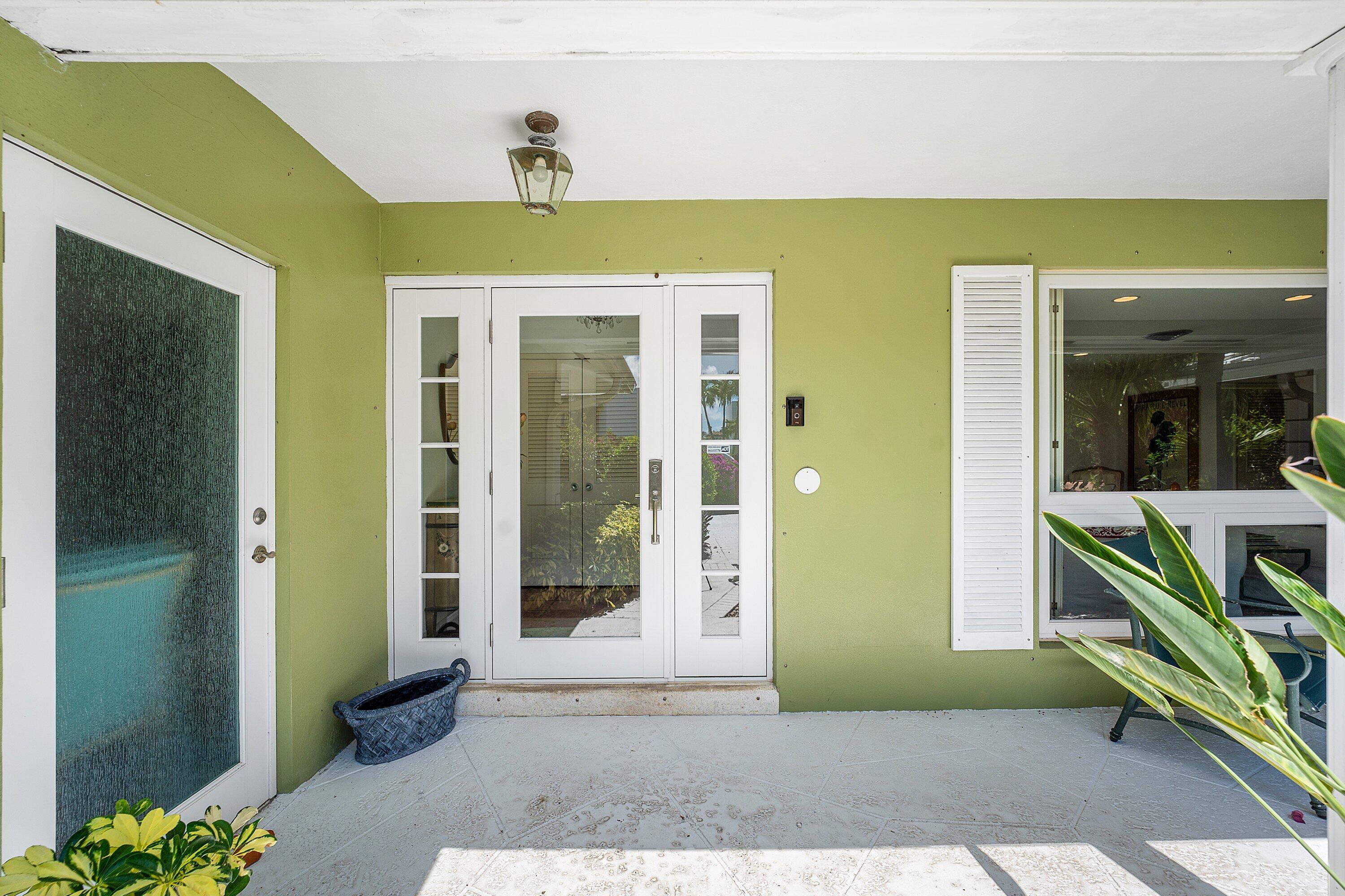 1350 Spanish River, Boca Raton FL 33432