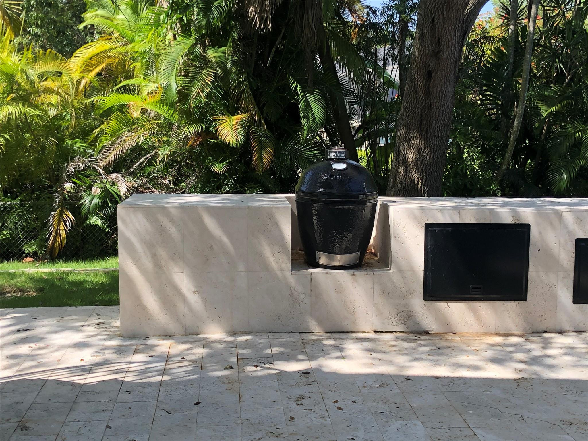 5100 Granada, Coral Gables FL 33146