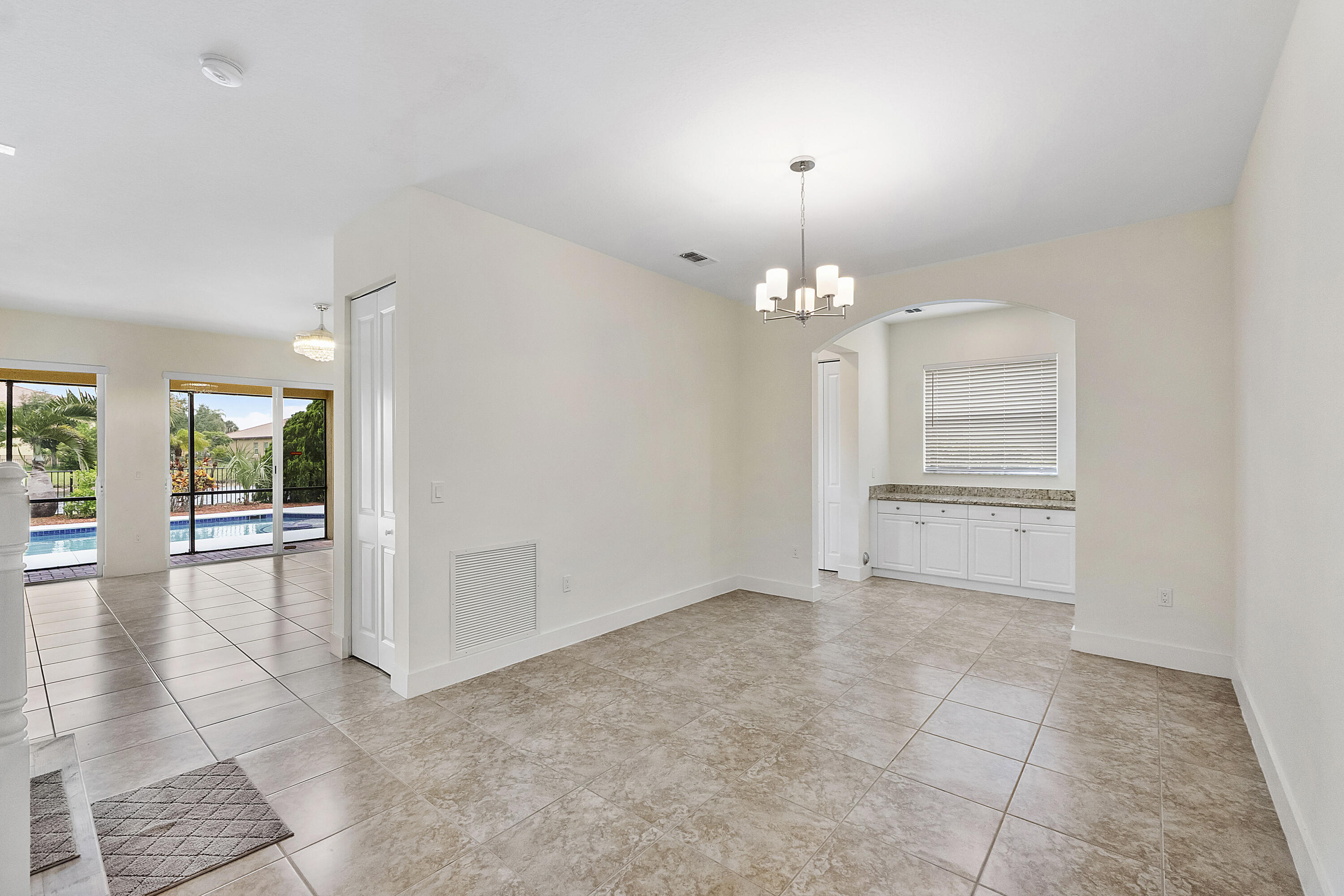 2392 Bellarosa, Royal Palm Beach FL 33411