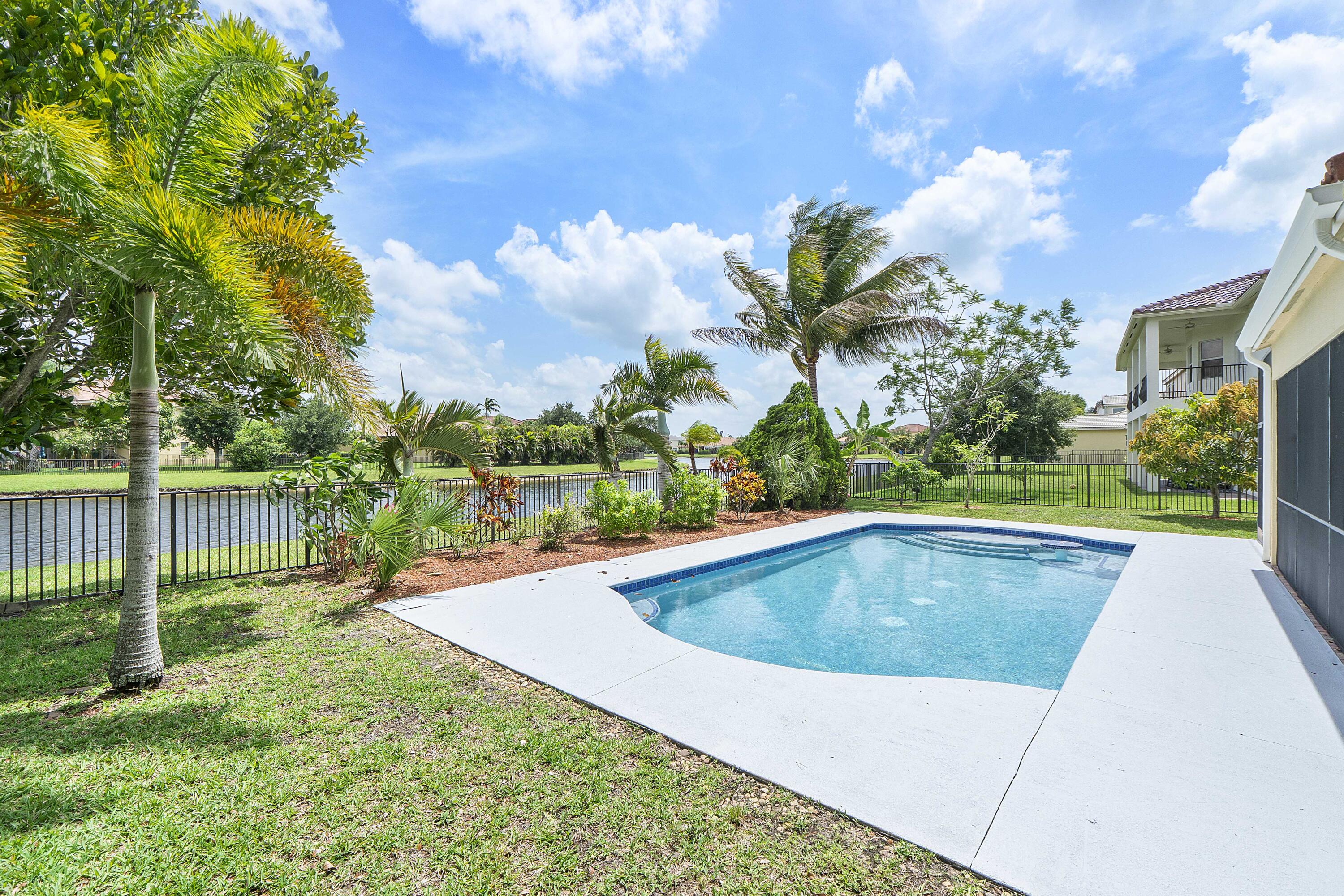 2392 Bellarosa, Royal Palm Beach FL 33411