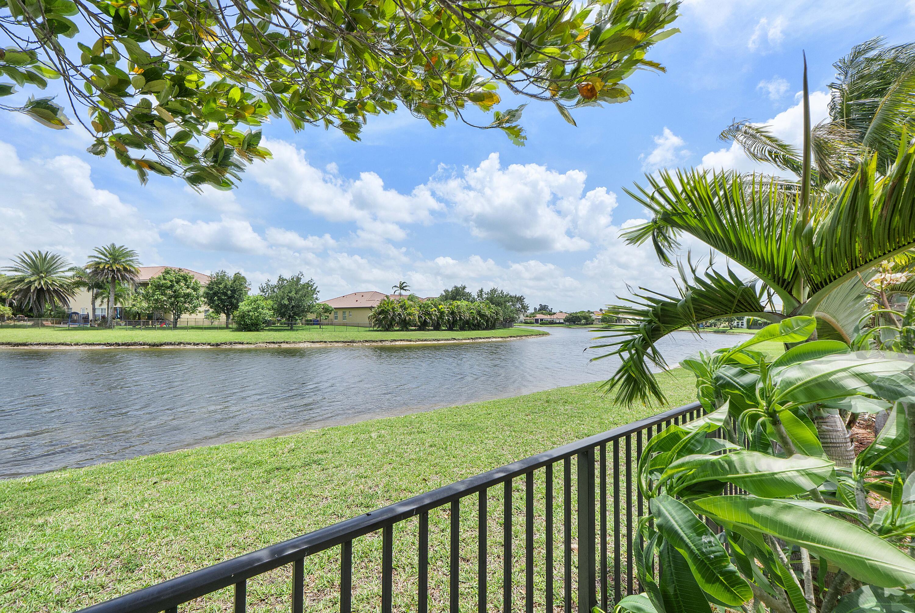 2392 Bellarosa, Royal Palm Beach FL 33411