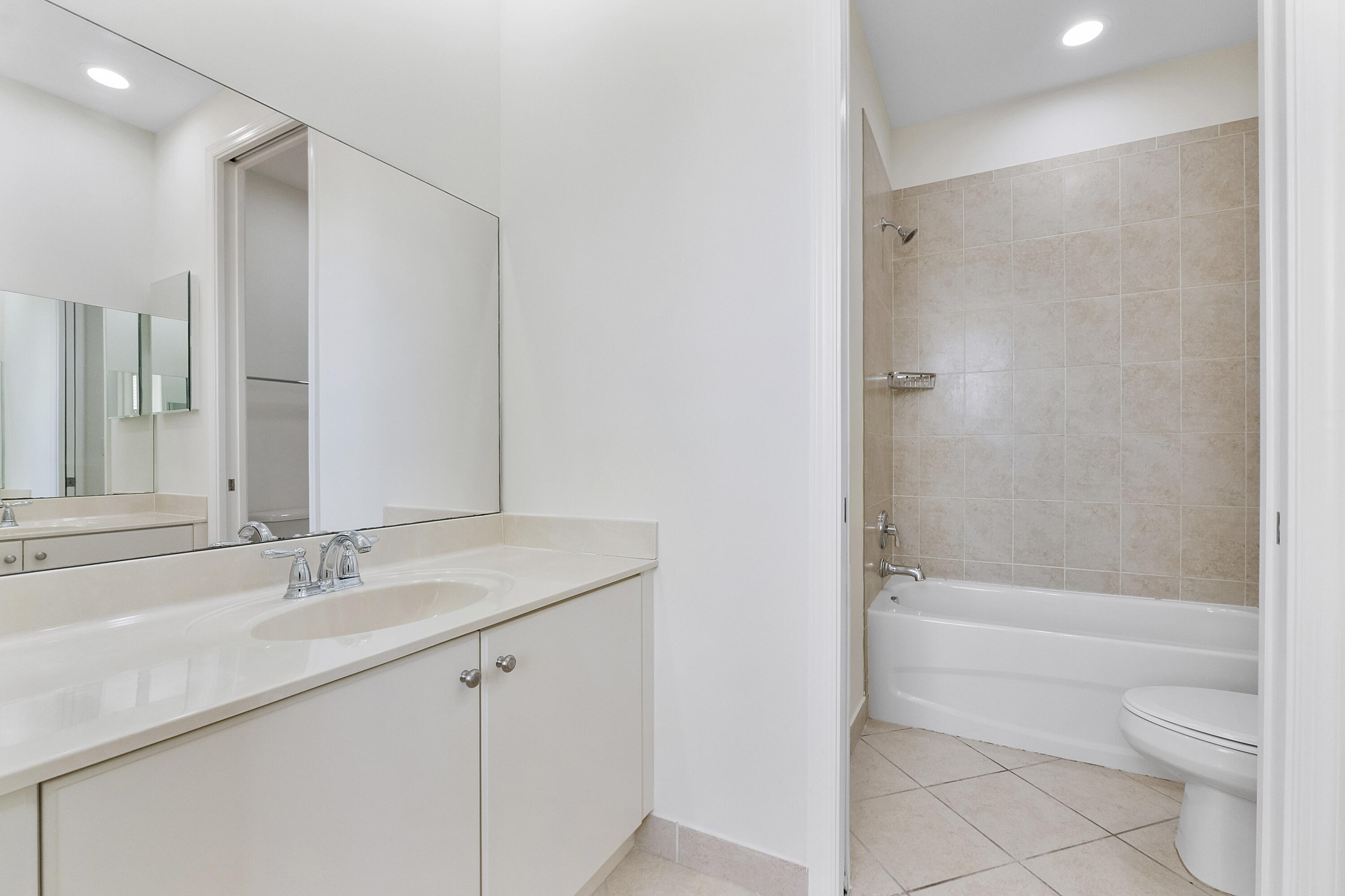 2392 Bellarosa, Royal Palm Beach FL 33411