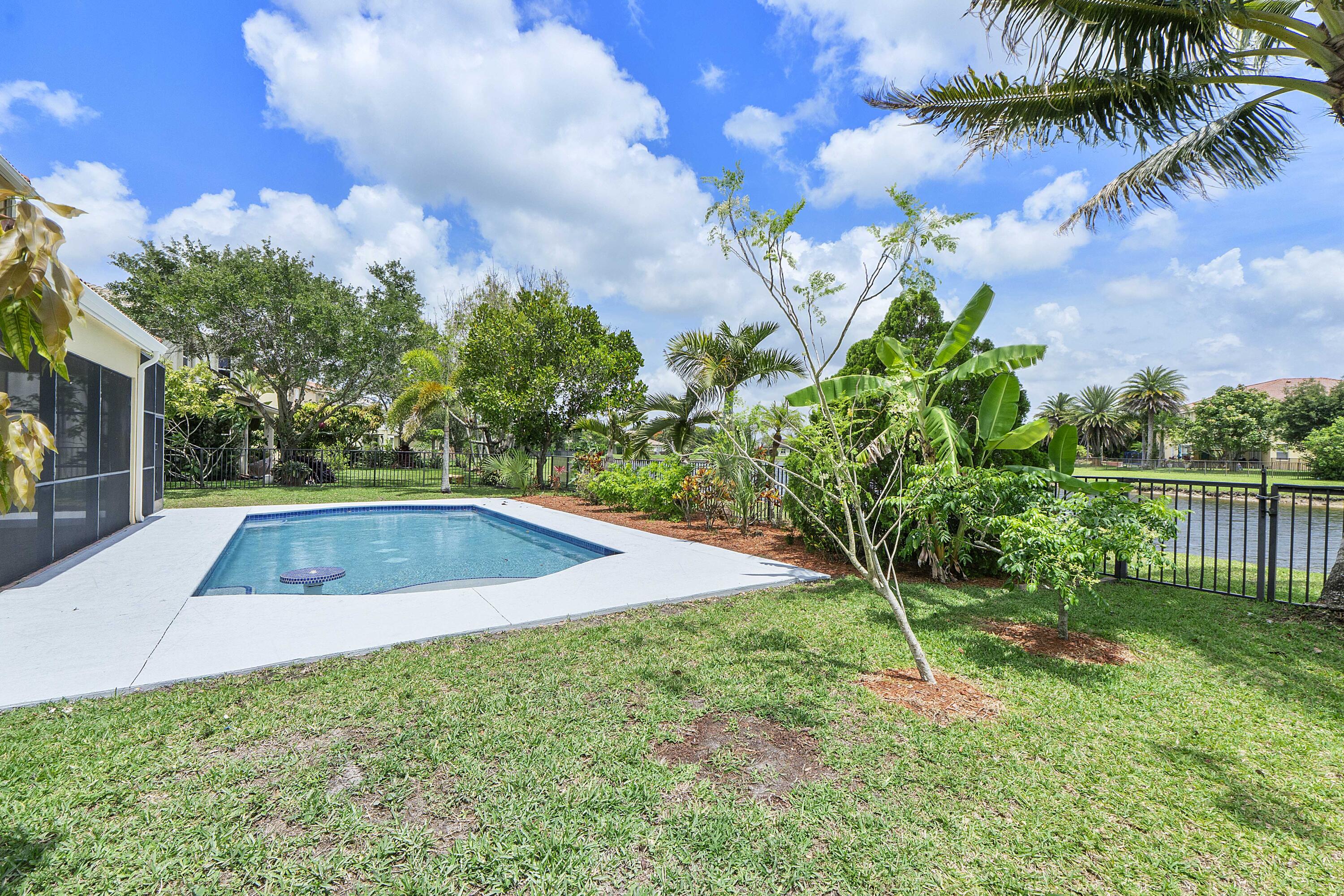 2392 Bellarosa, Royal Palm Beach FL 33411
