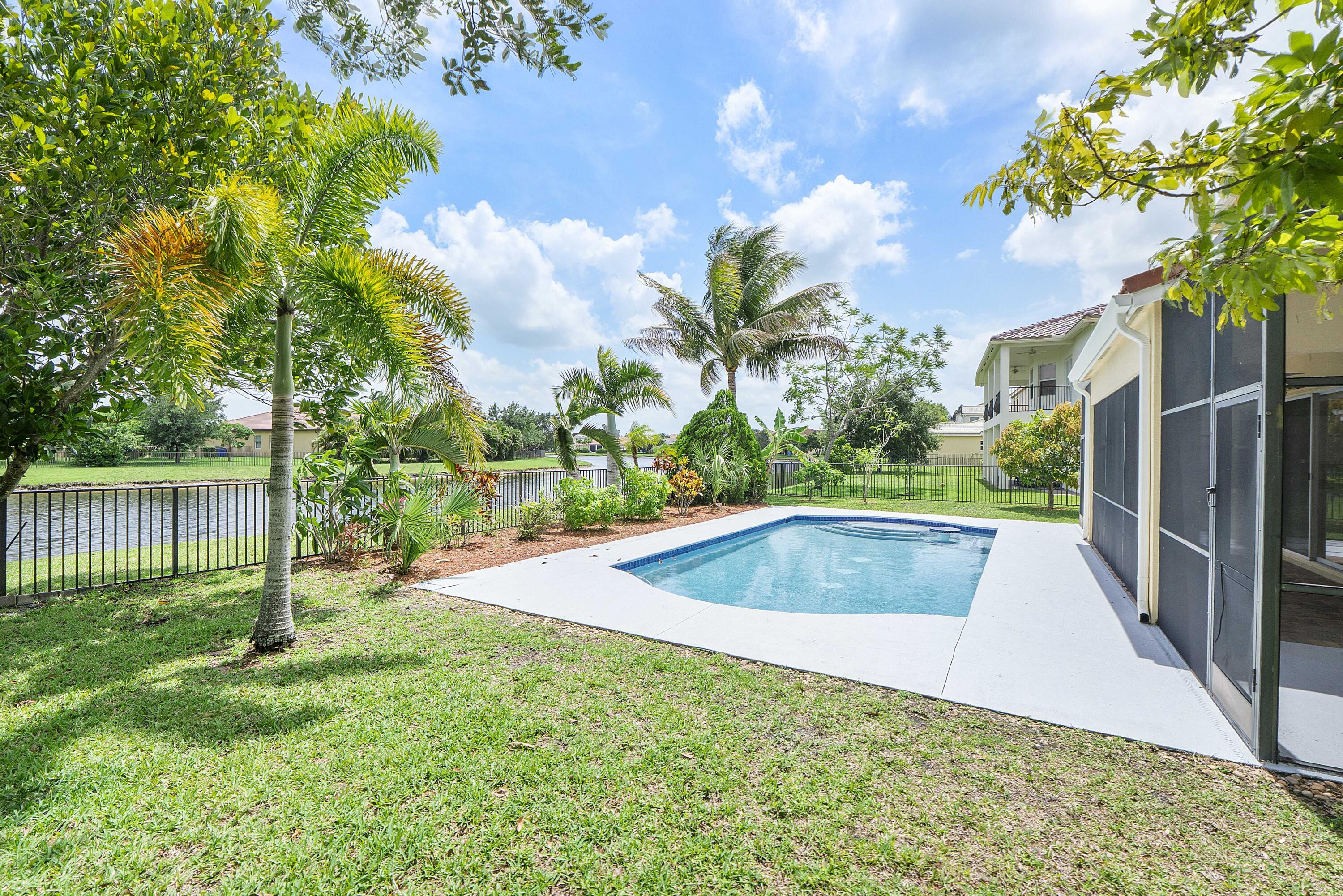2392 Bellarosa, Royal Palm Beach FL 33411