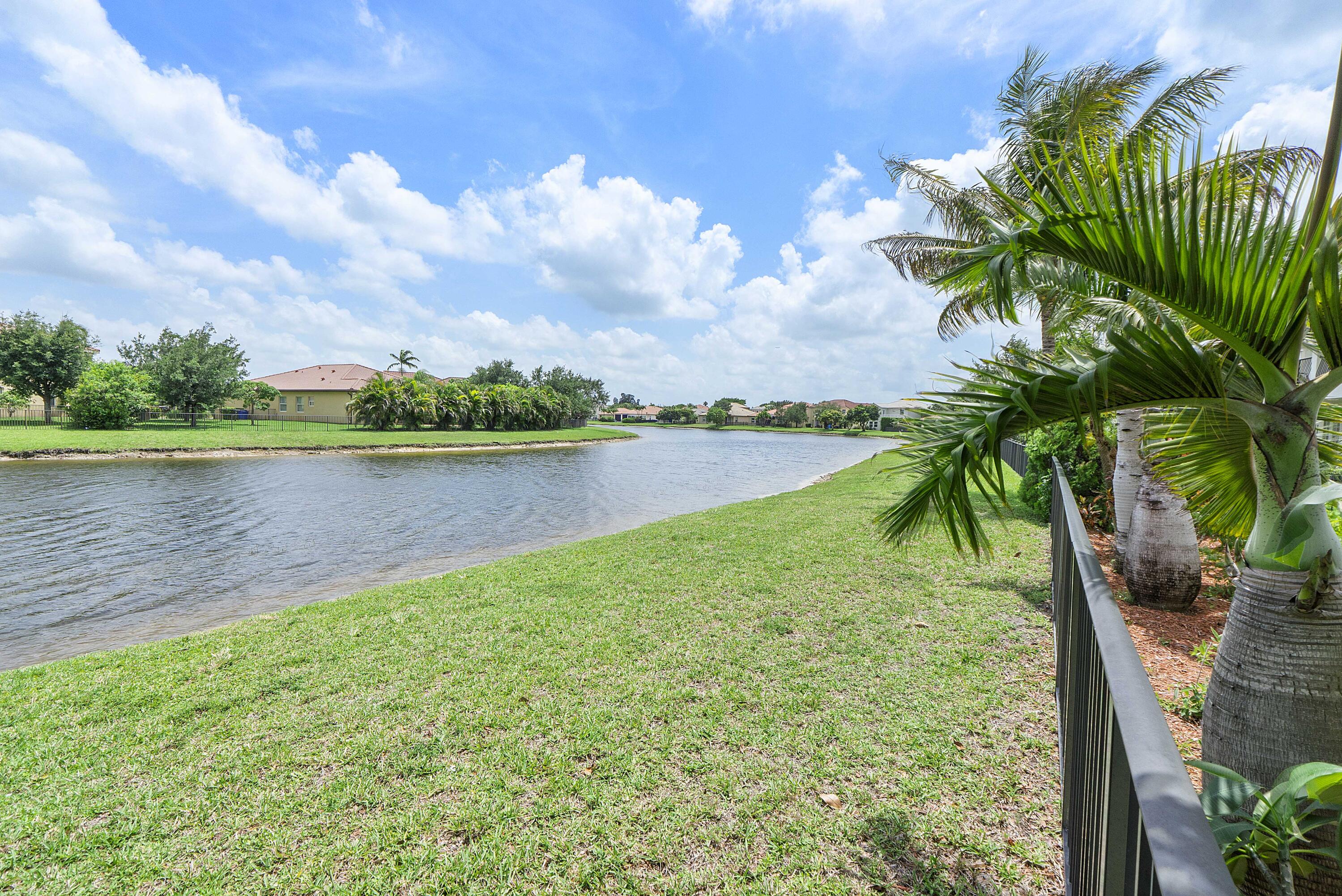 2392 Bellarosa, Royal Palm Beach FL 33411