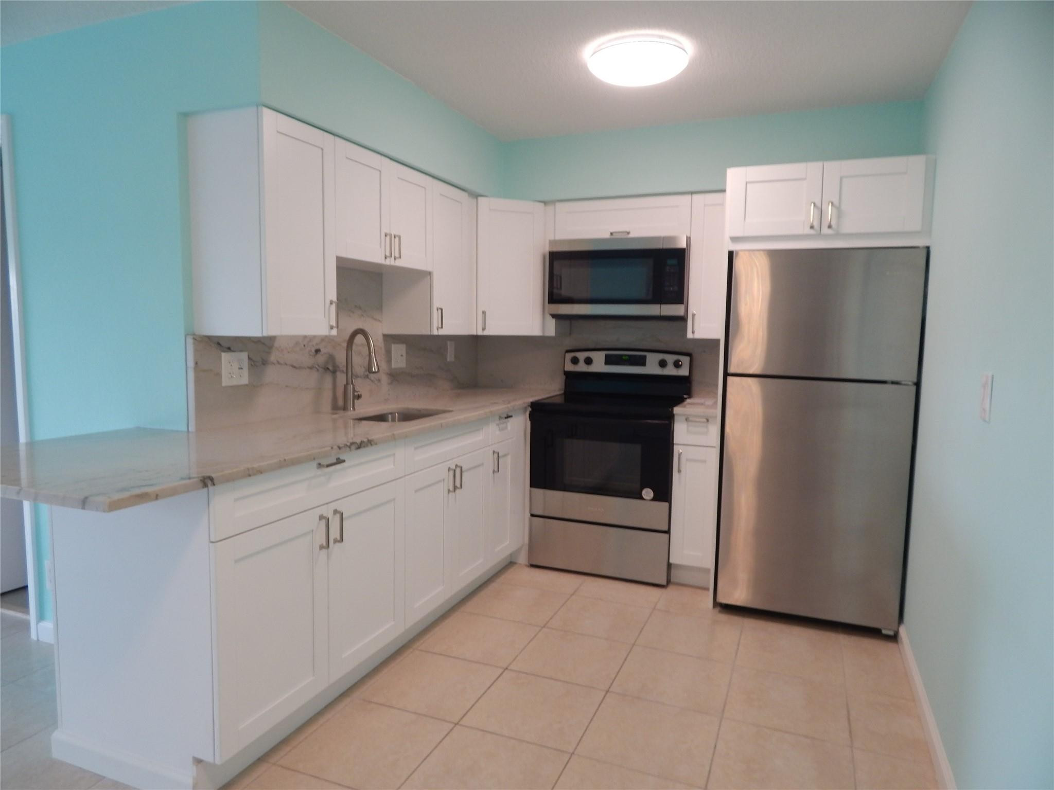 3220 Bayview #314, Fort Lauderdale FL 33306
