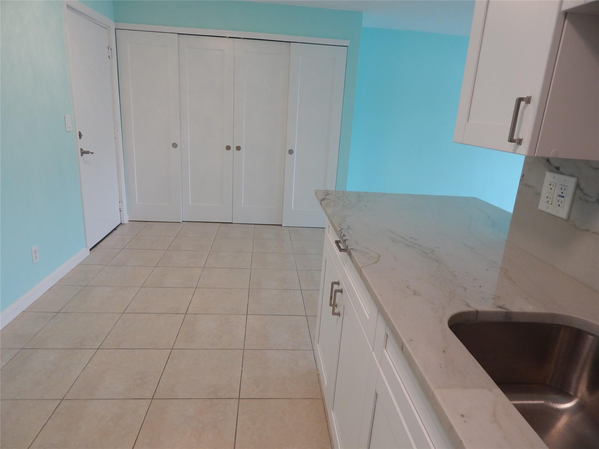 3220 Bayview #314, Fort Lauderdale FL 33306