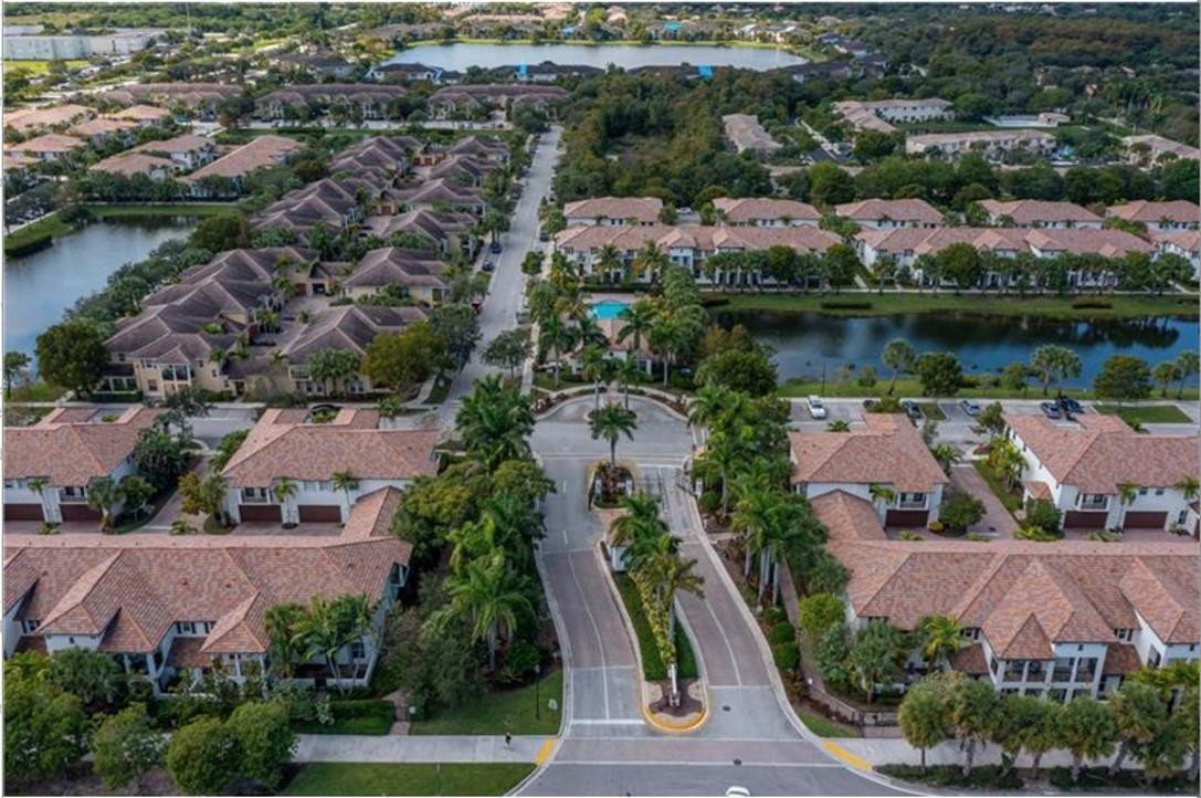 4658 Monarch, Coconut Creek FL 33073