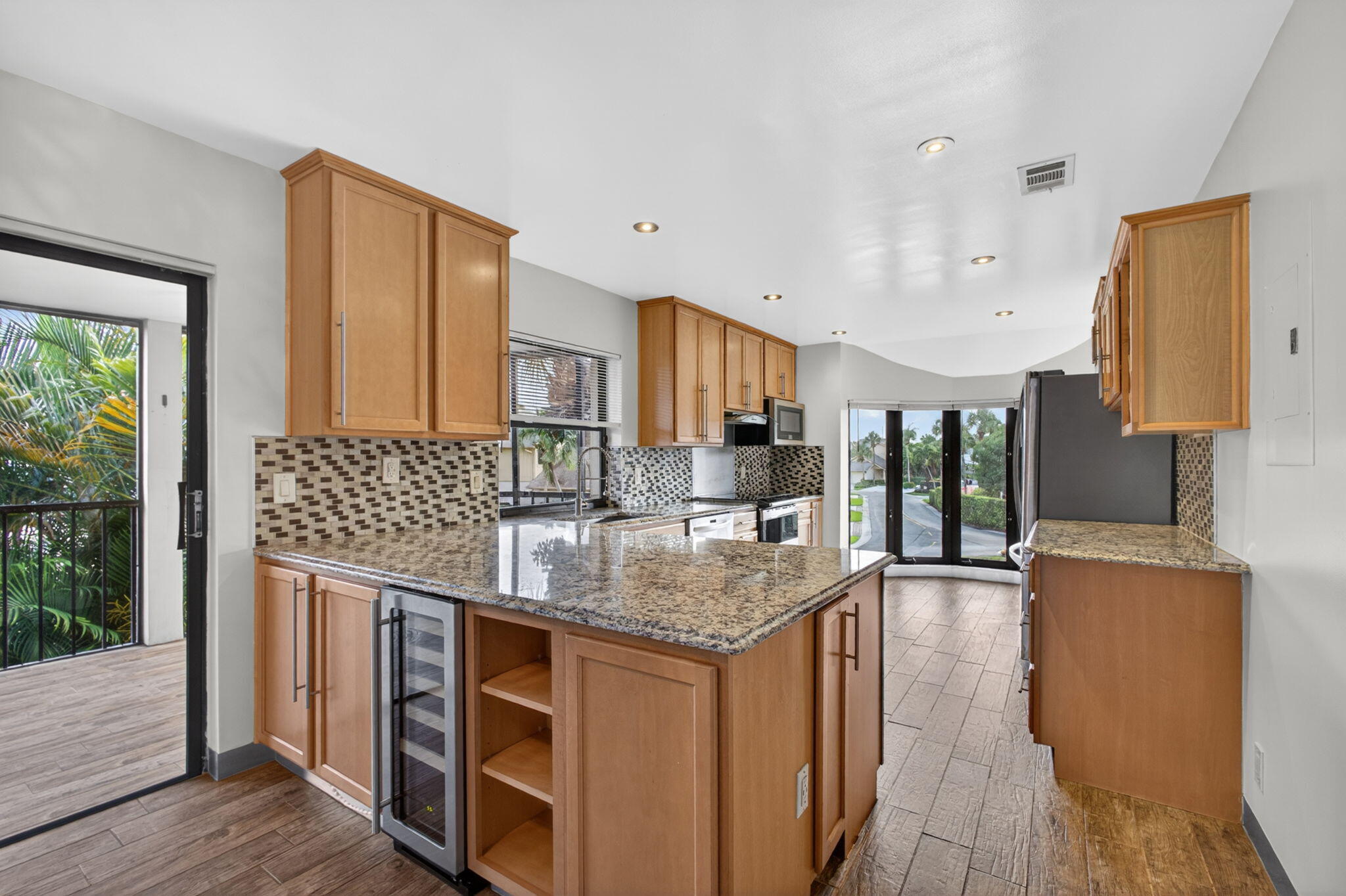 17137 Waterbend #204, Jupiter FL 33477