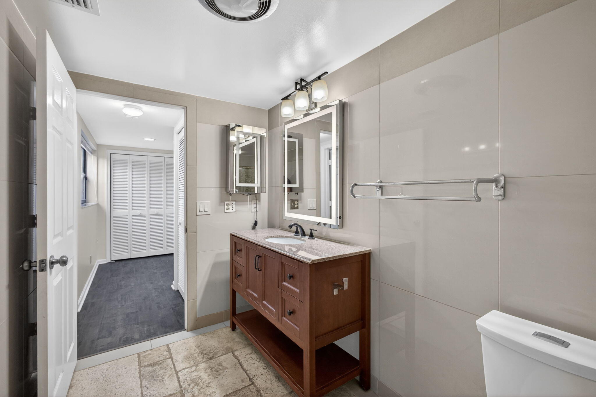 17137 Waterbend #204, Jupiter FL 33477