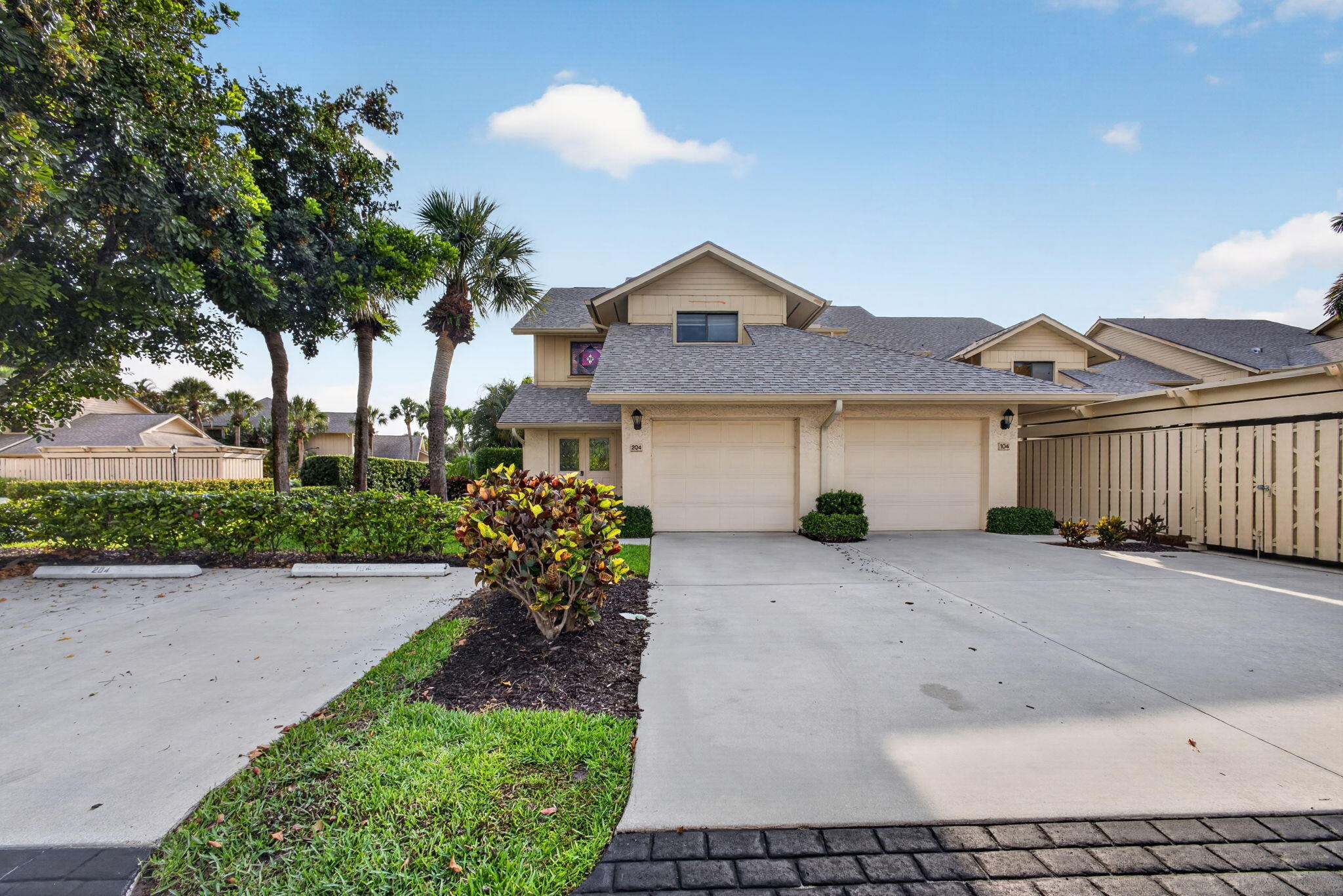 17137 Waterbend #204, Jupiter FL 33477