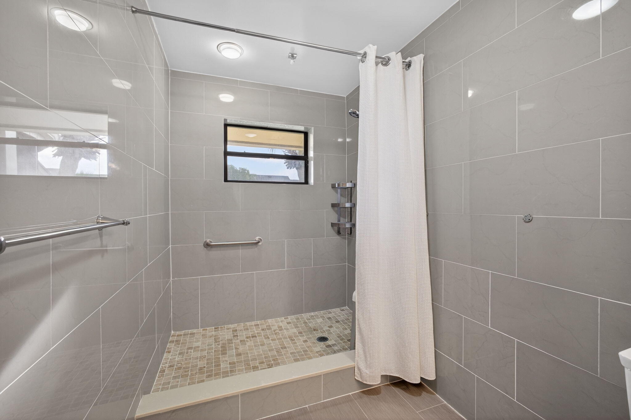 17137 Waterbend #204, Jupiter FL 33477