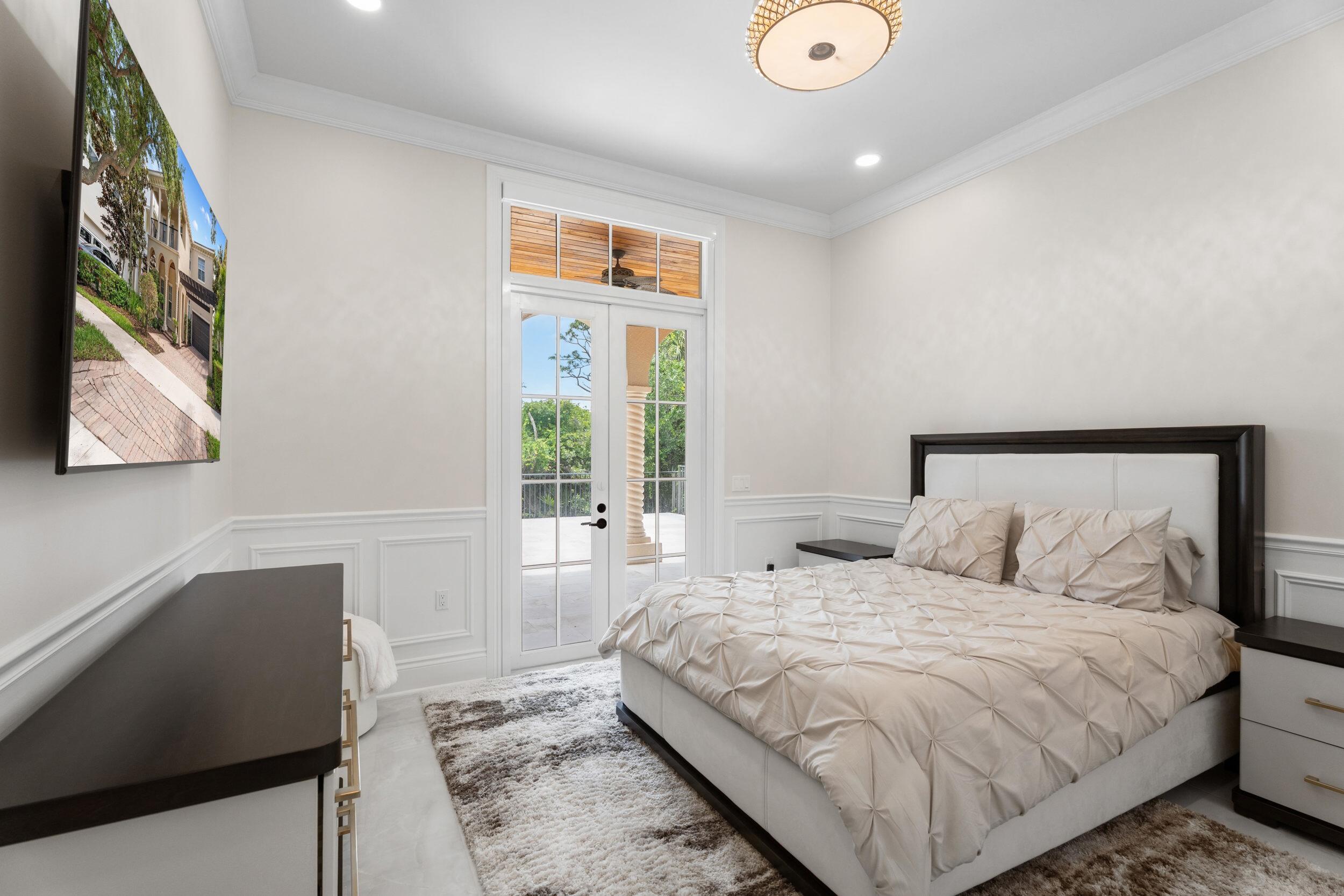 112 Tulip Tree, Jupiter FL 33458