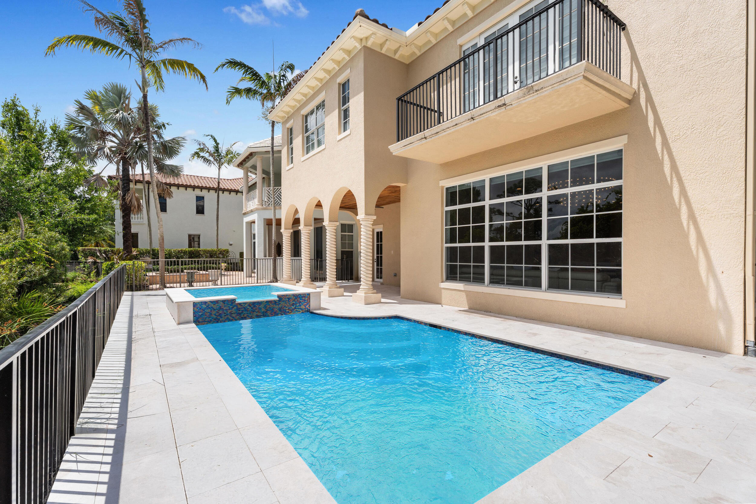 112 Tulip Tree, Jupiter FL 33458