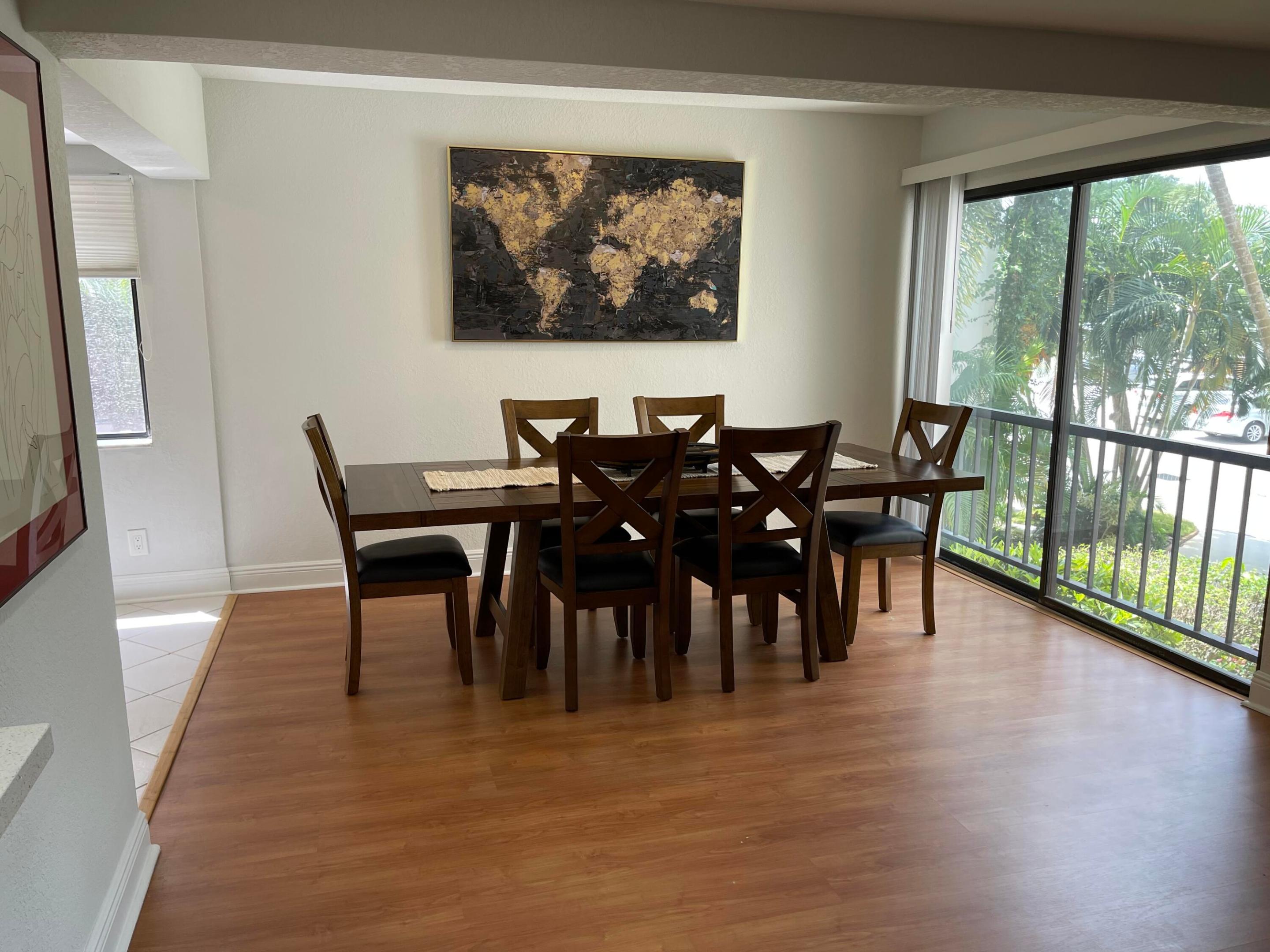1660 Twelve Oaks #203, North Palm Beach FL 33408