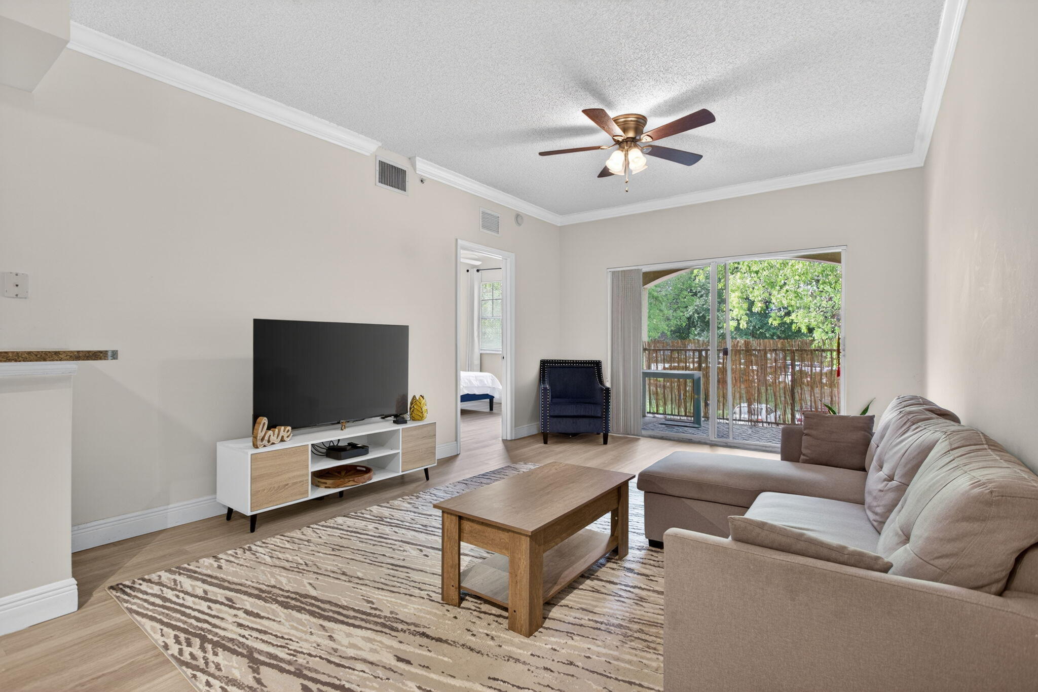 5880 W Sample #206, Coral Springs FL 33067