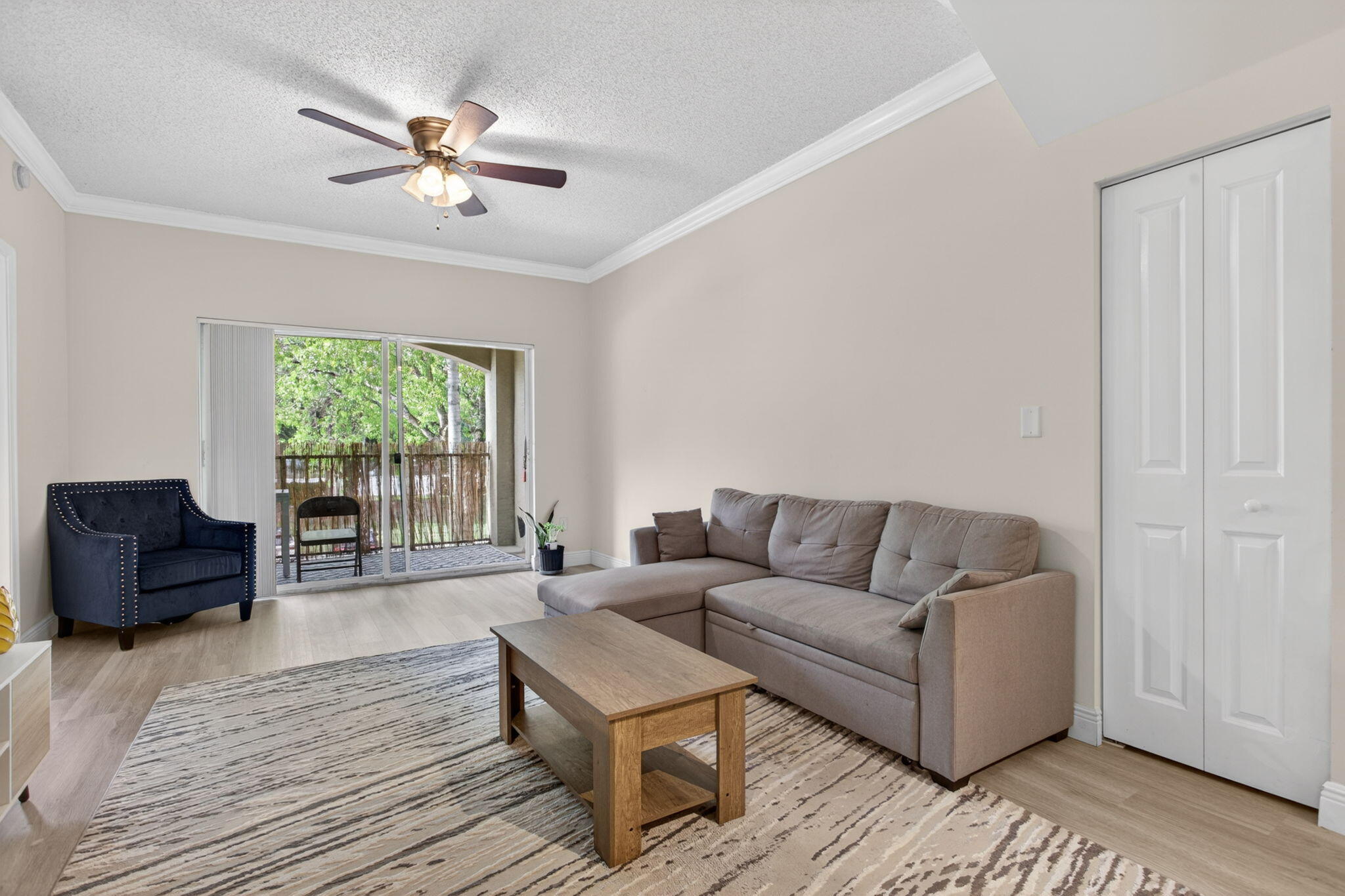 5880 W Sample #206, Coral Springs FL 33067
