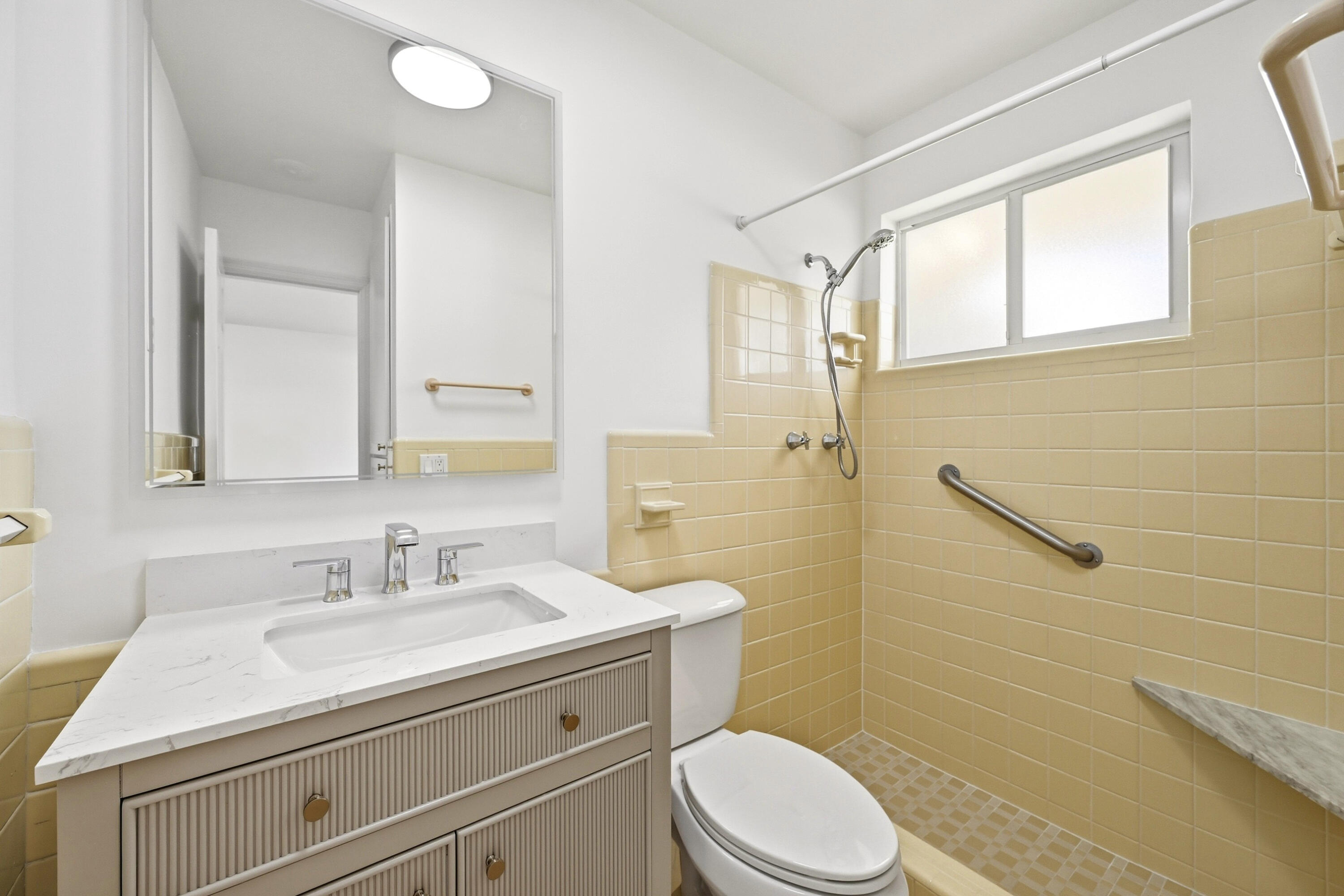 4454 W Tradewinds, Lauderdale By The Sea FL 33308
