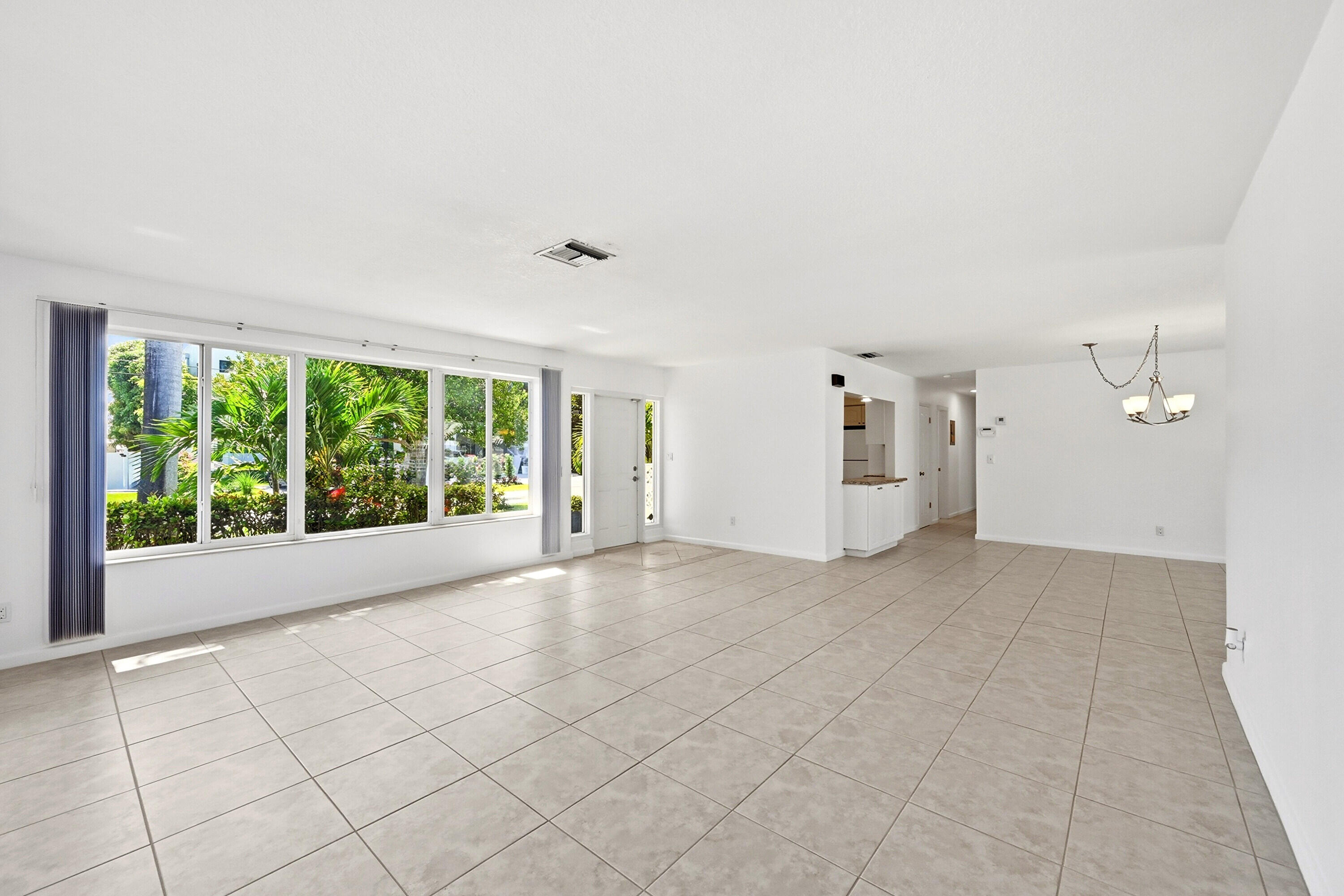 4454 W Tradewinds, Lauderdale By The Sea FL 33308