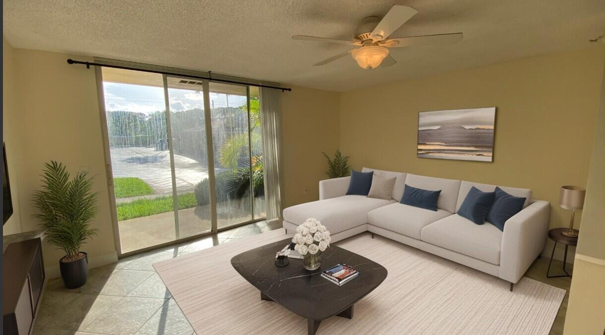 117 Yacht Club #111, Hypoluxo FL 33462