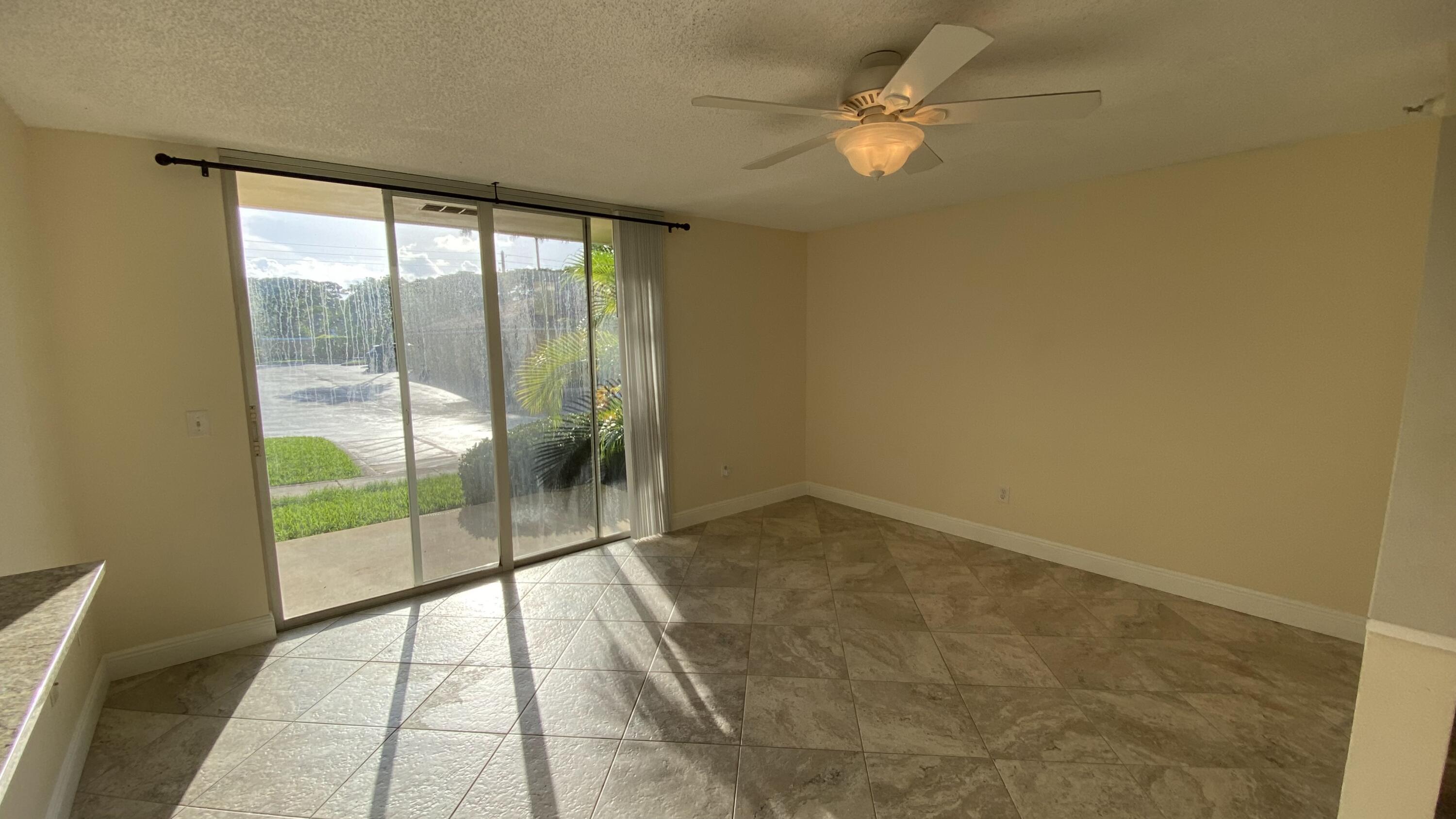 117 Yacht Club #111, Hypoluxo FL 33462