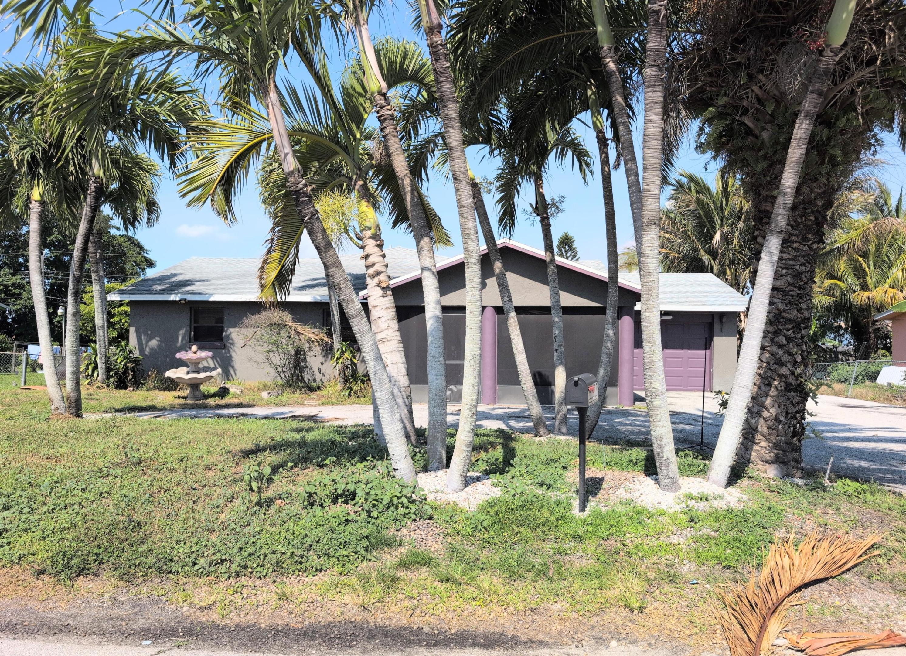 455 Janice, South Bay FL 33493