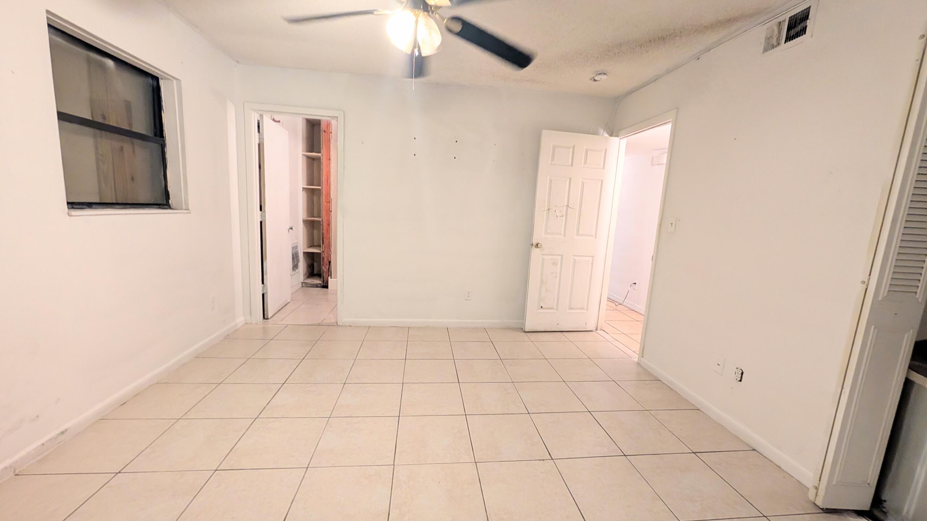 455 Janice, South Bay FL 33493