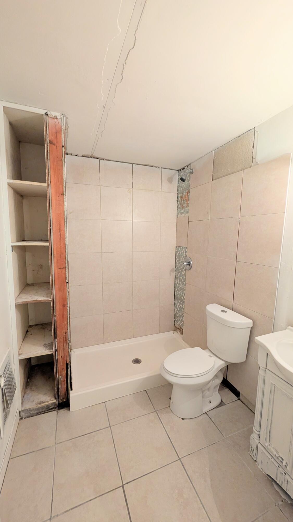 455 Janice, South Bay FL 33493