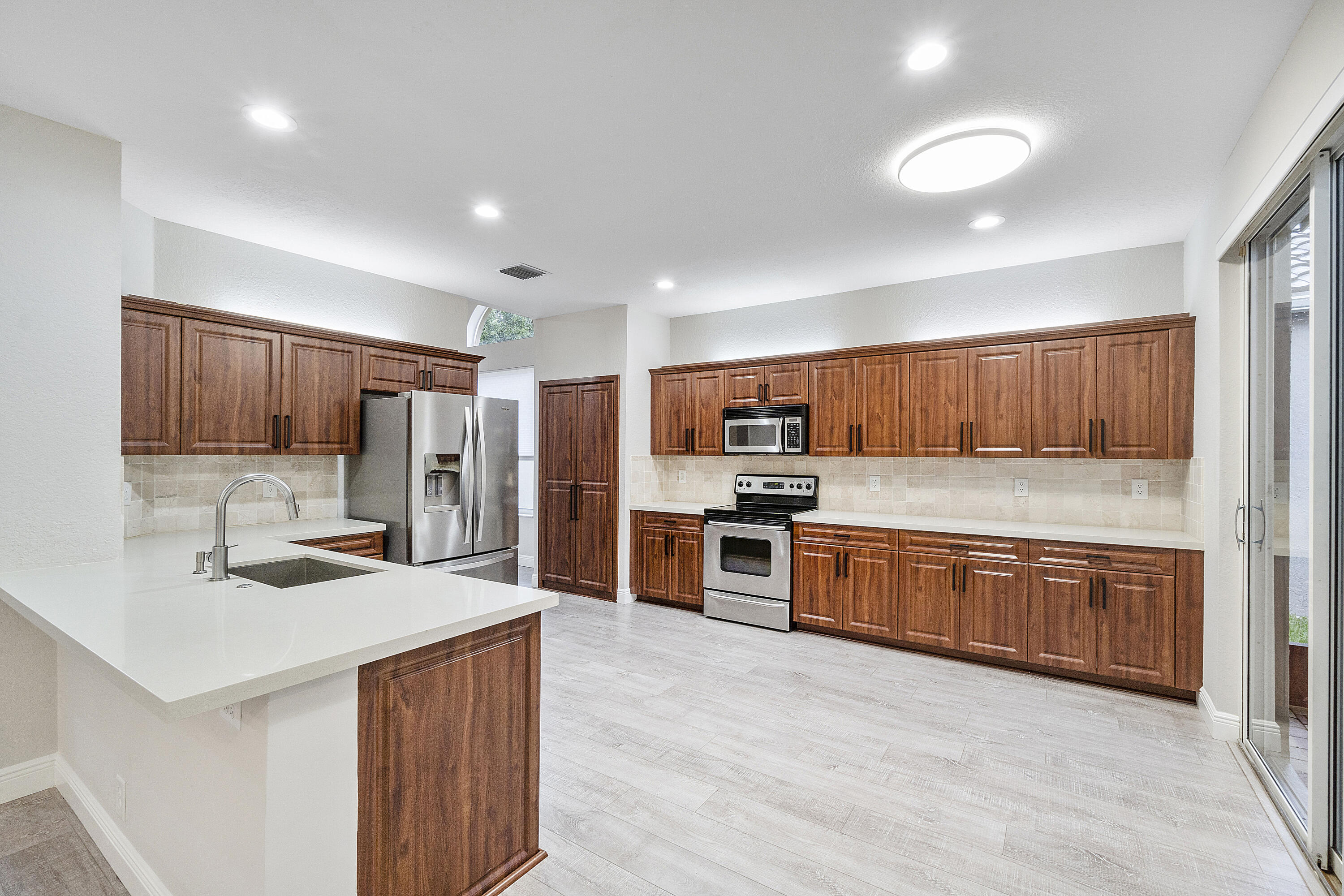 6364 NW 78th, Parkland FL 33067