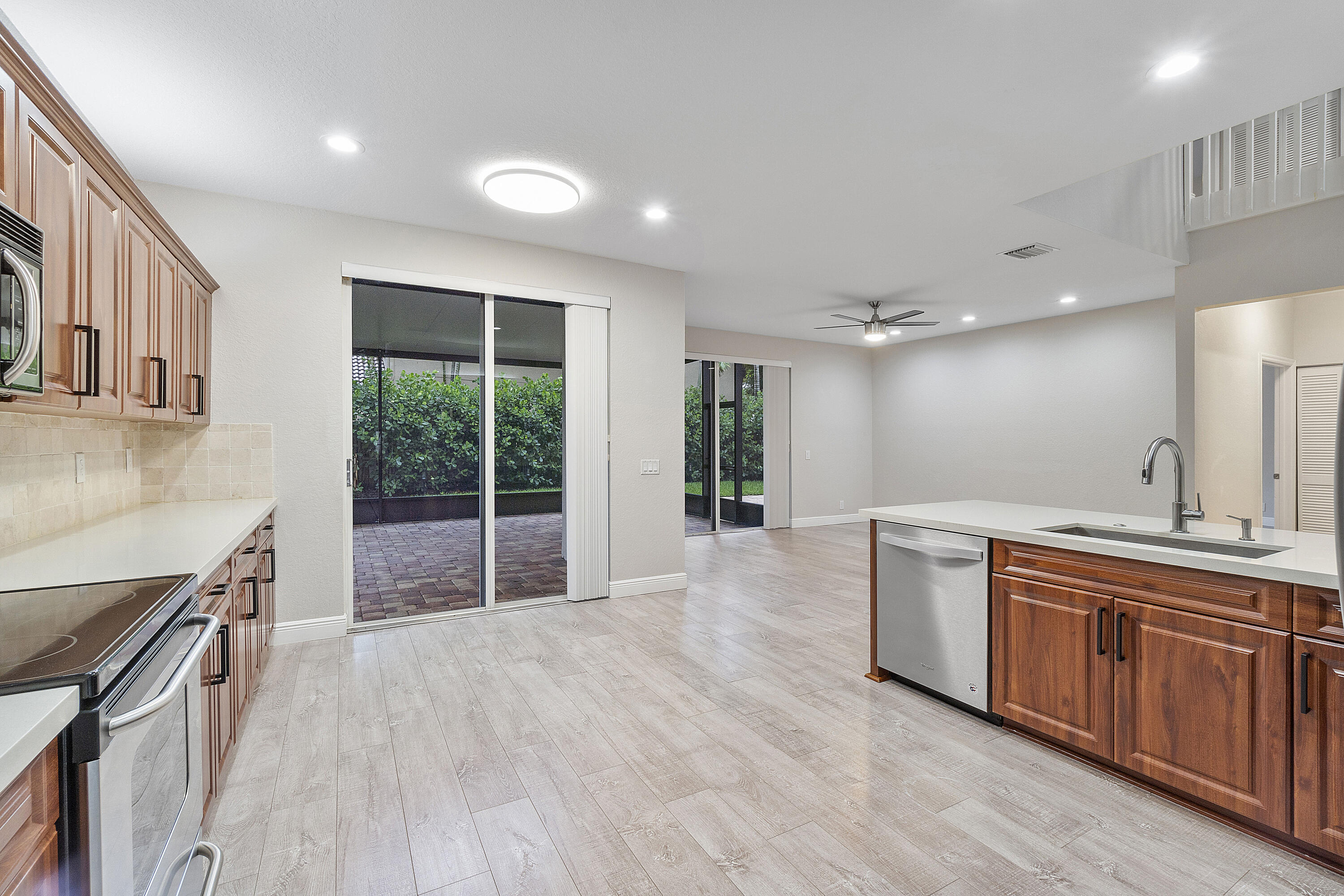6364 NW 78th, Parkland FL 33067