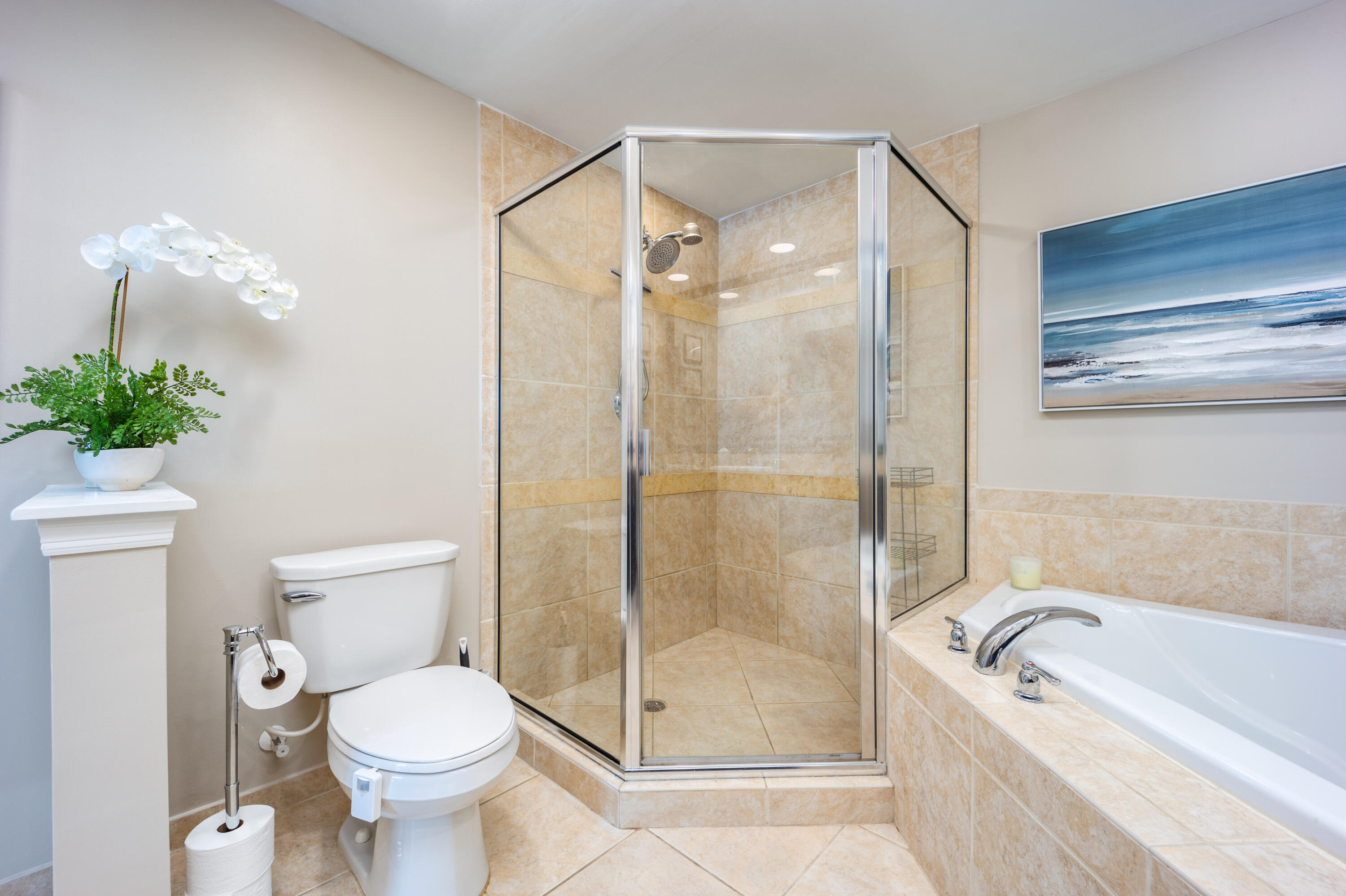 875 NW Flagler #203, Stuart FL 34994