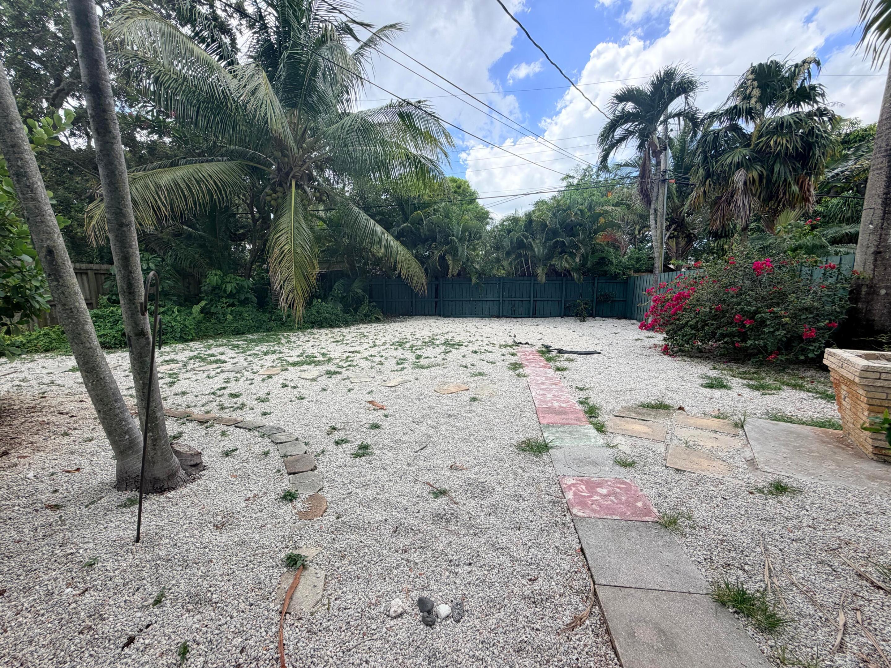819 SW 9th, Fort Lauderdale FL 33315