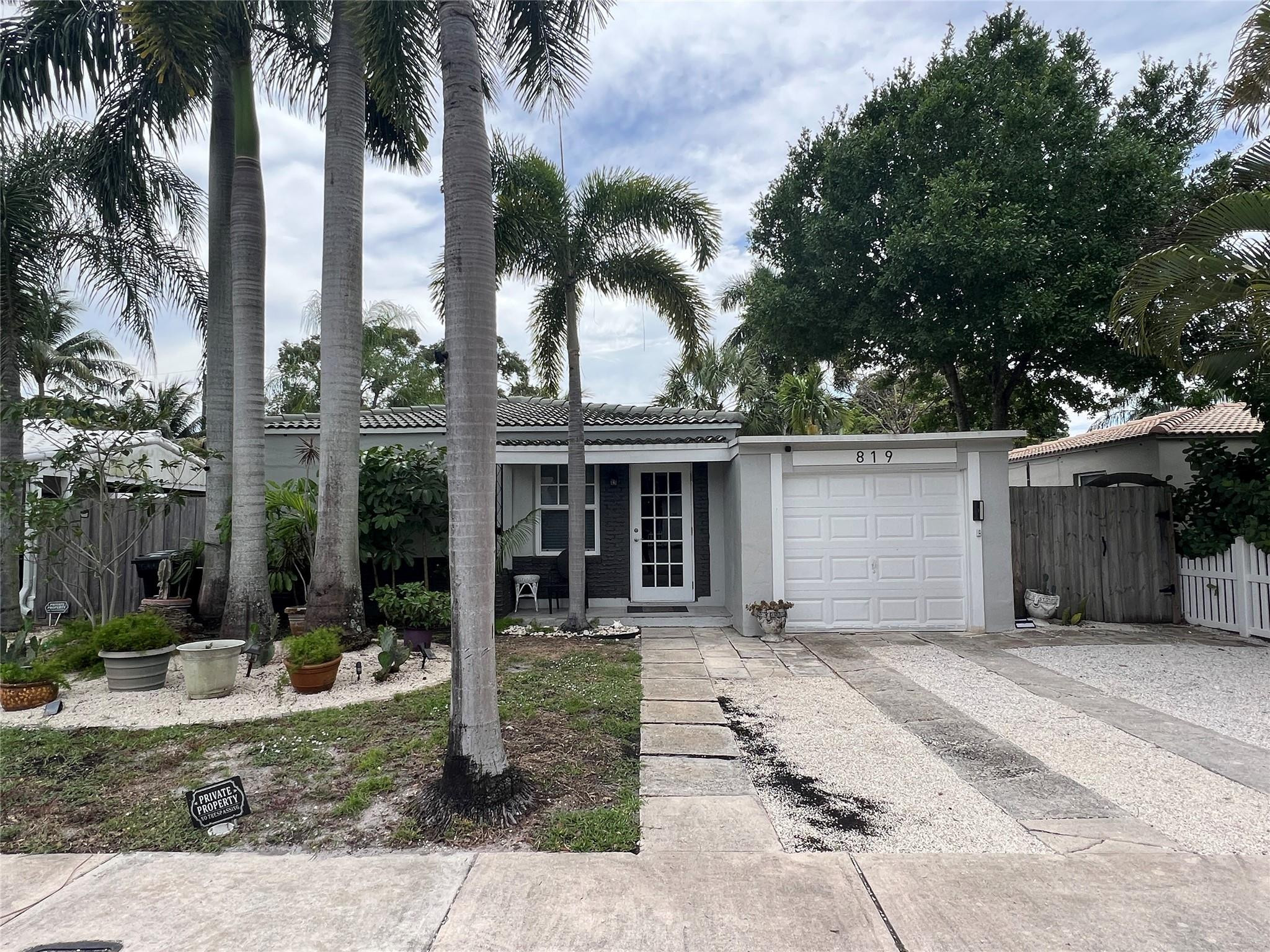 819 SW 9th, Fort Lauderdale FL 33315