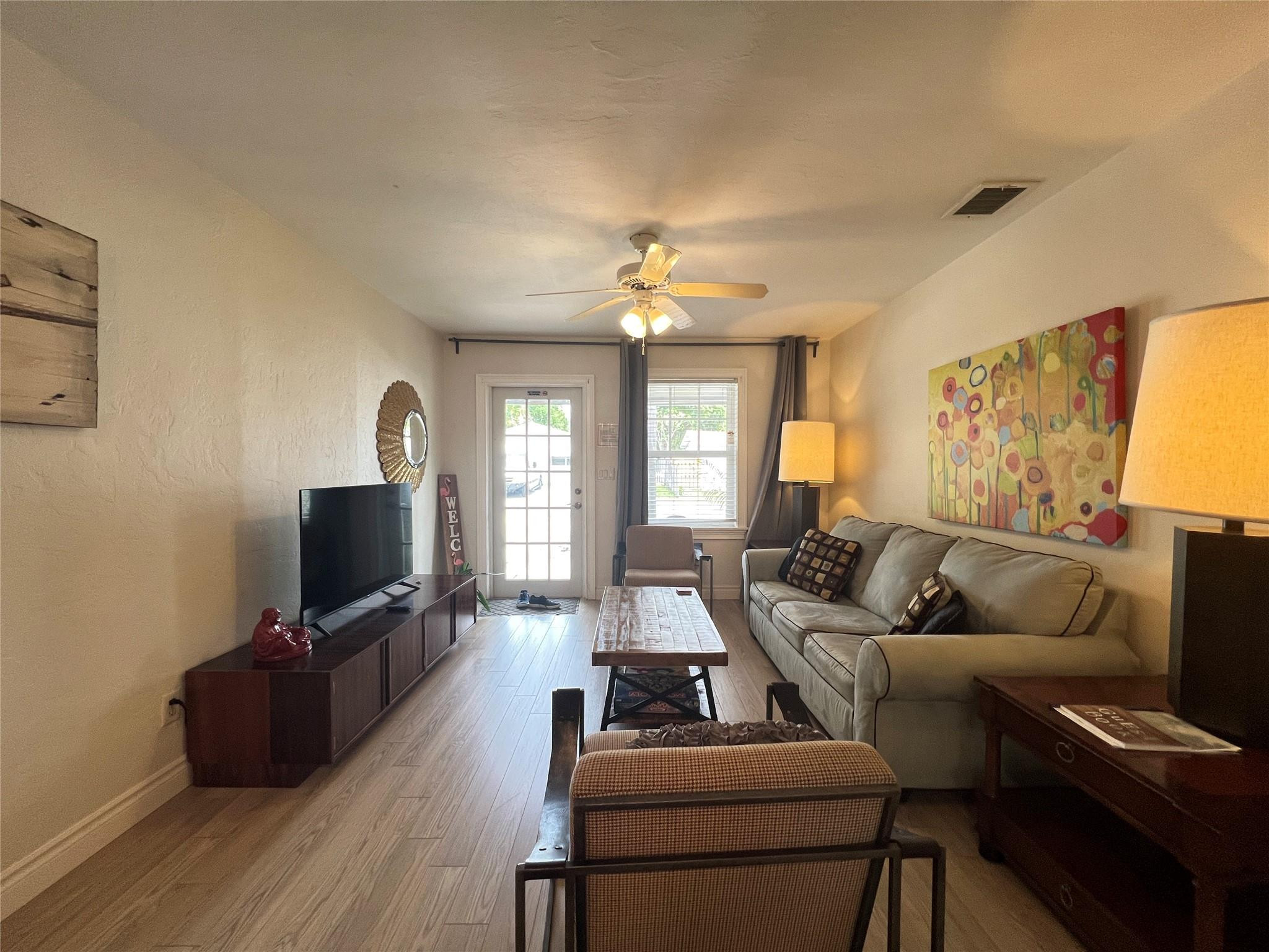 819 SW 9th, Fort Lauderdale FL 33315