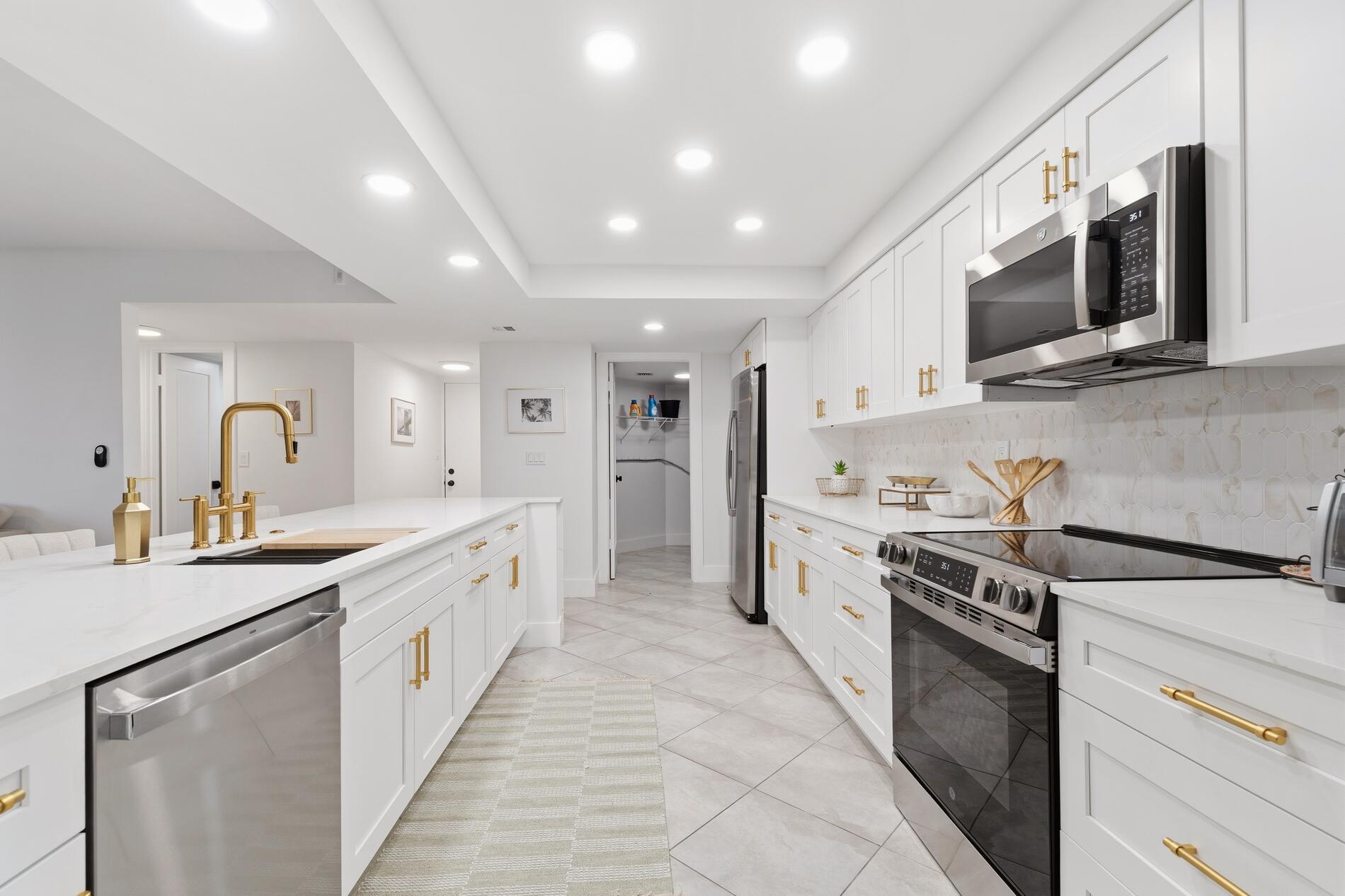 2455 Lindell #3103, Delray Beach FL 33444