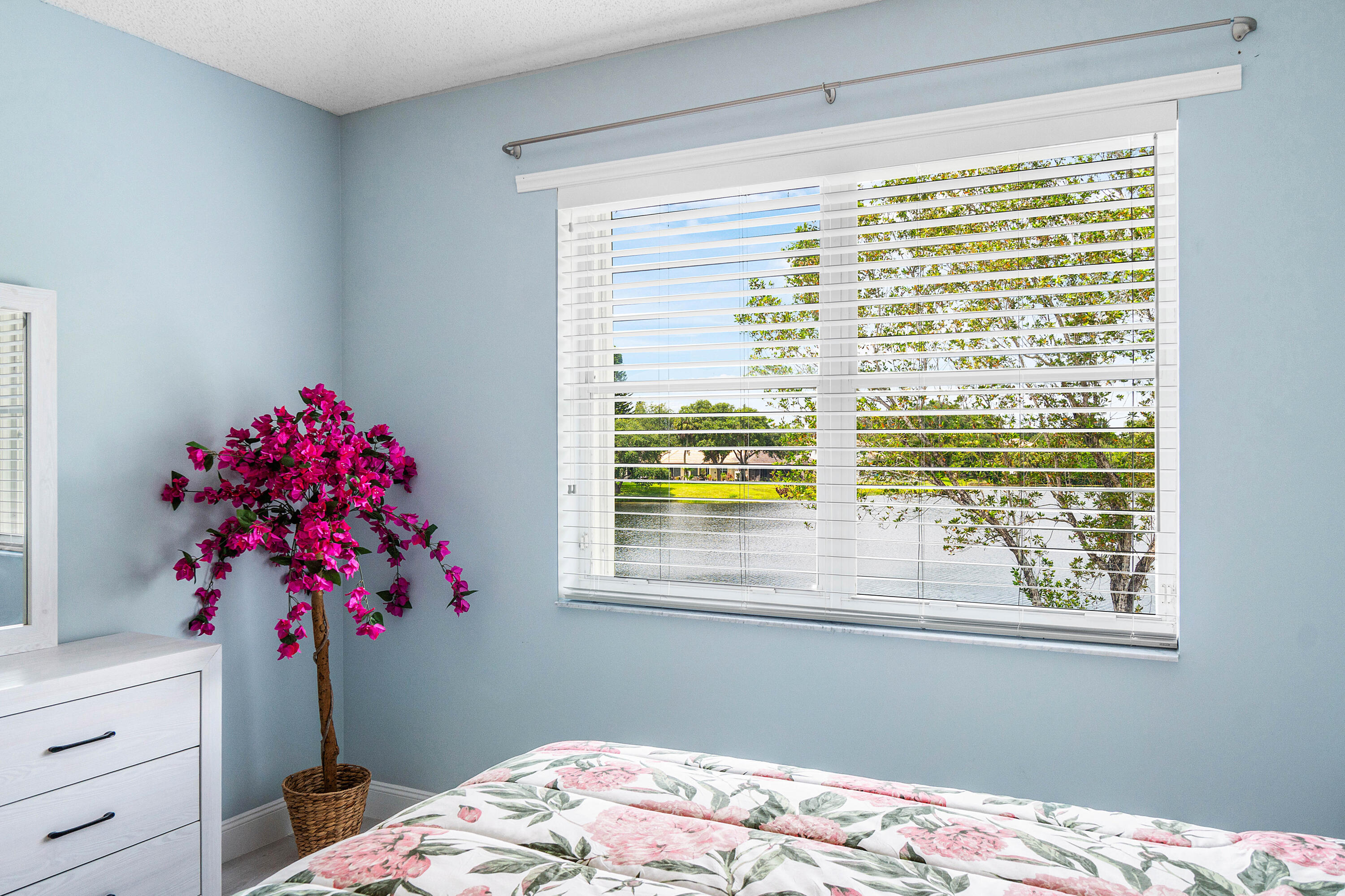 4180 Manor Forest, Boynton Beach FL 33436