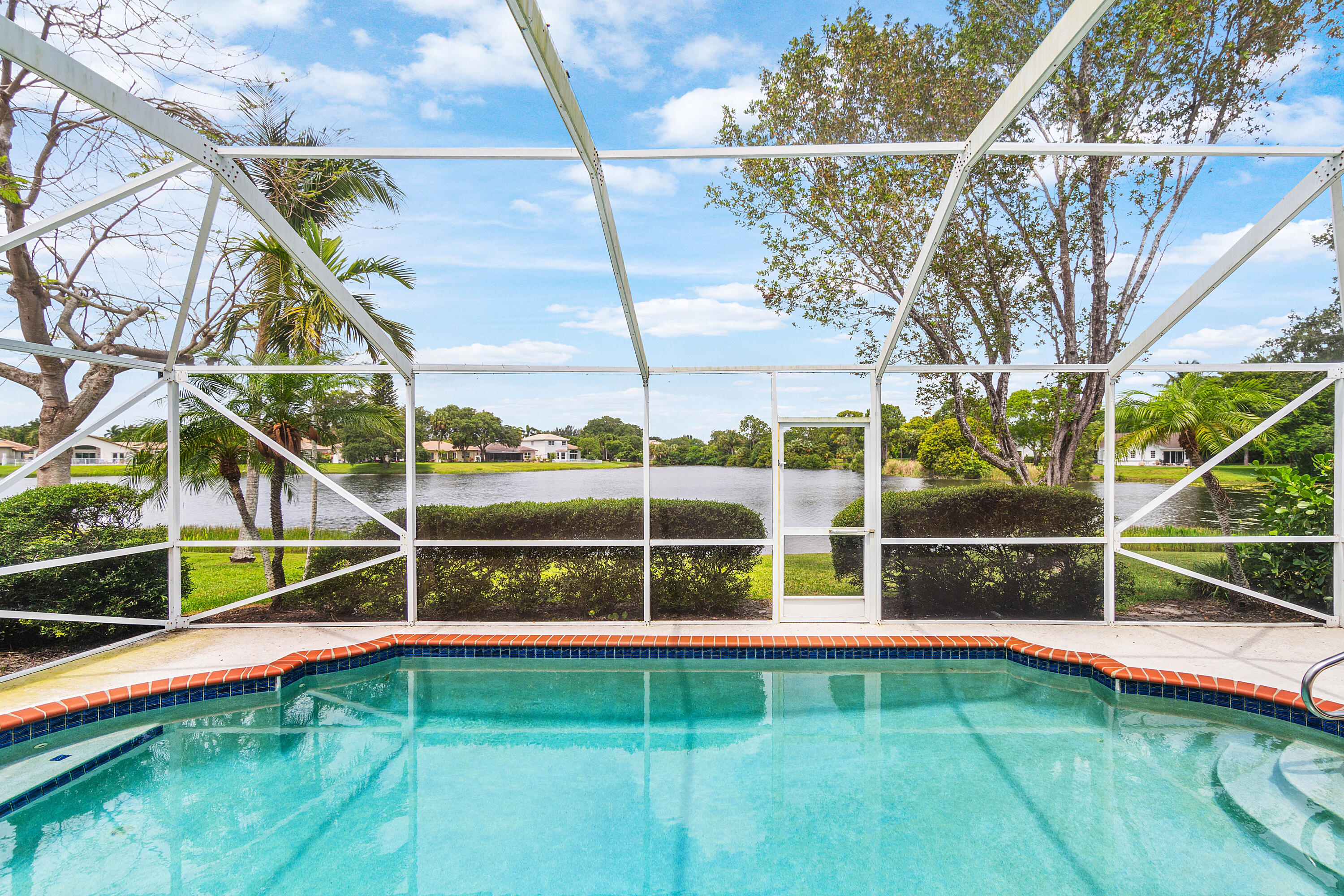 4180 Manor Forest, Boynton Beach FL 33436
