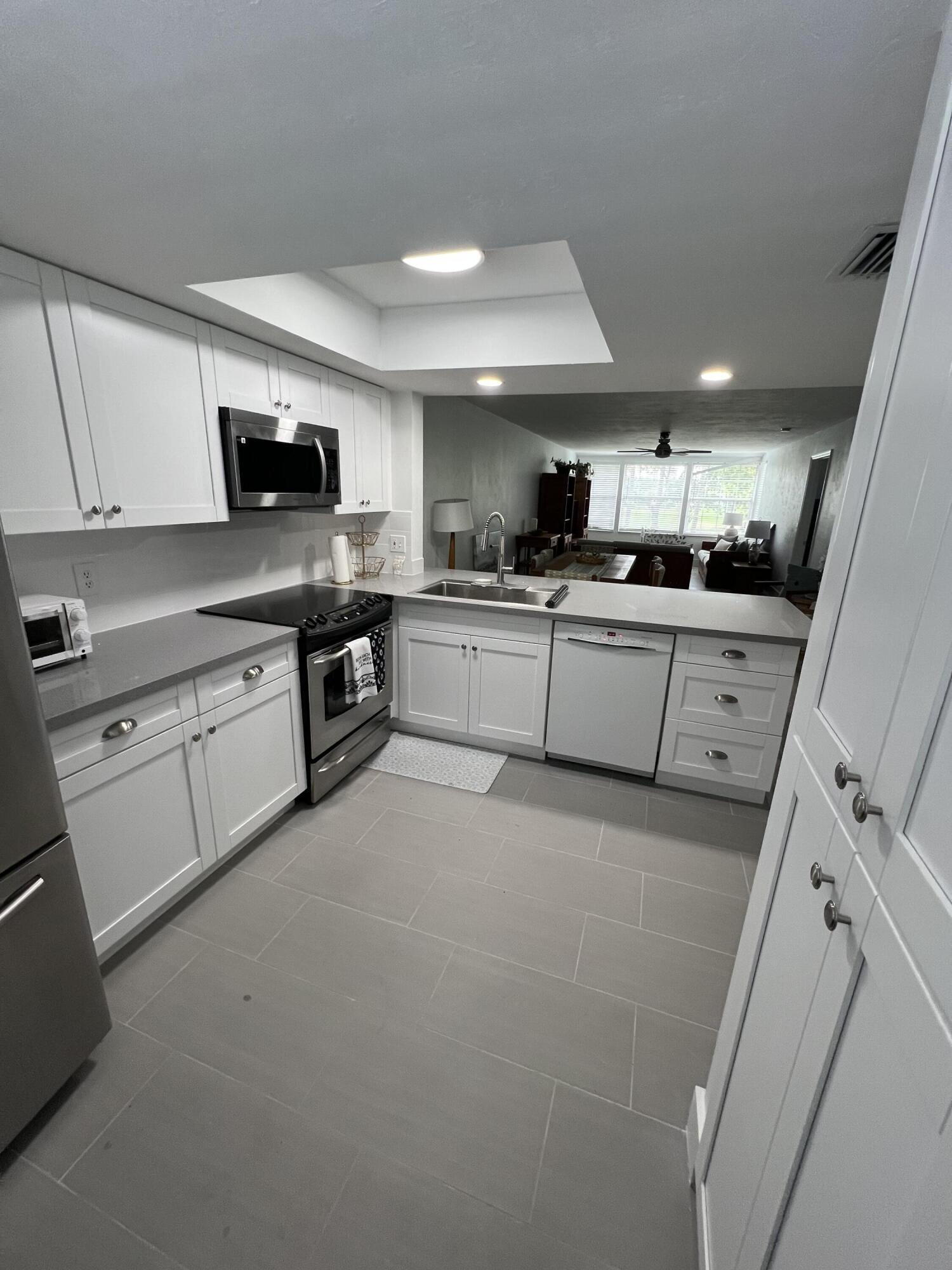 1408 Palm Beach Trace, Royal Palm Beach FL 33411