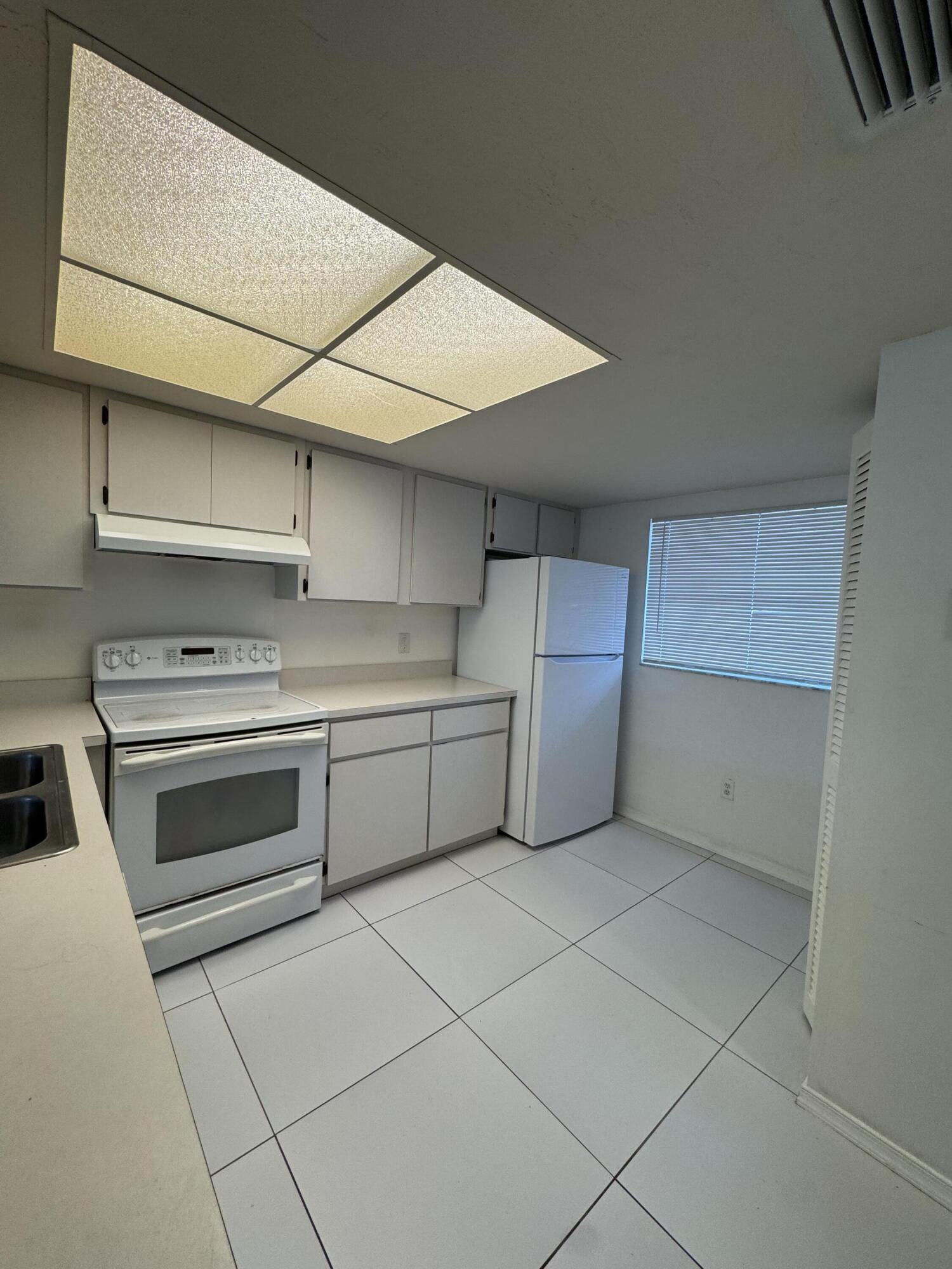 1803 Palm Beach Trace, Royal Palm Beach FL 33411