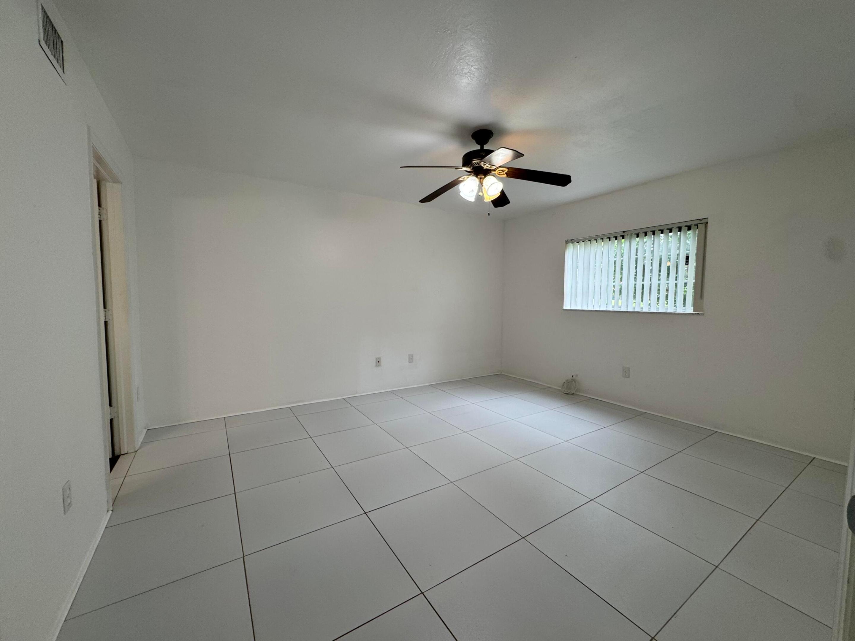 1803 Palm Beach Trace, Royal Palm Beach FL 33411