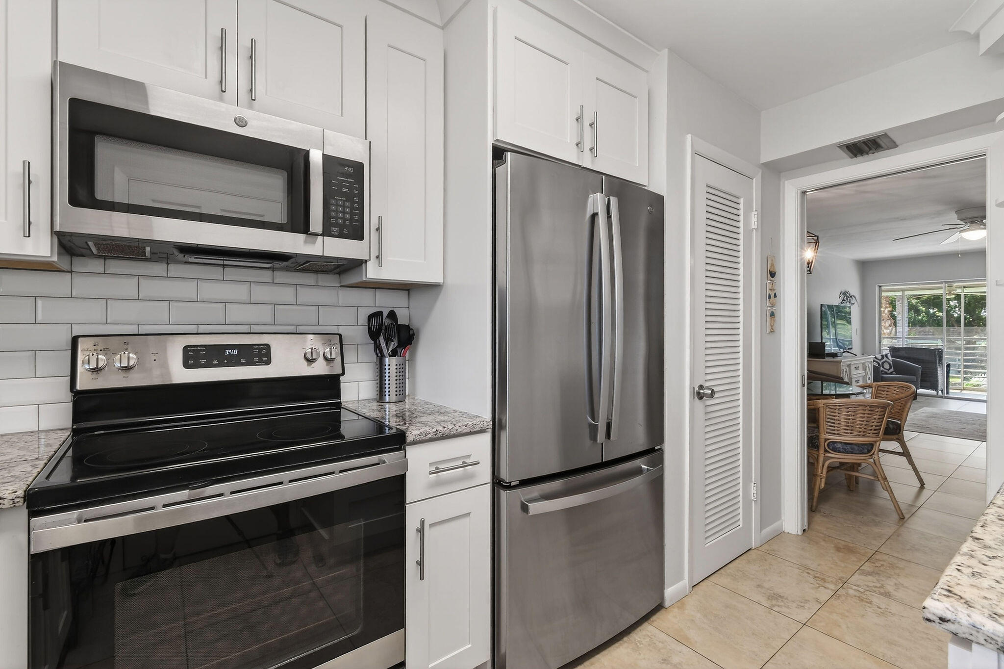 9 Garden #204j, Tequesta FL 33469