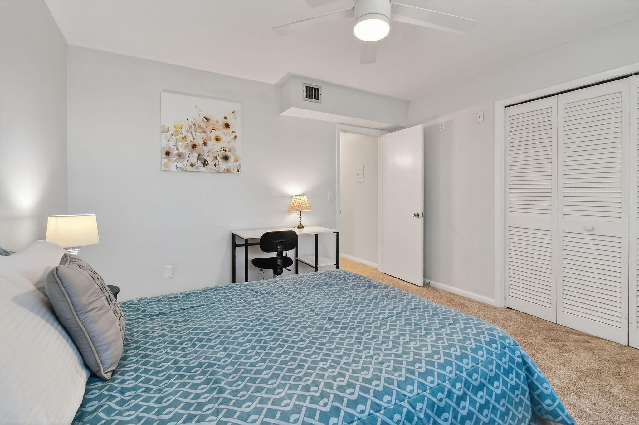 9 Garden #204j, Tequesta FL 33469