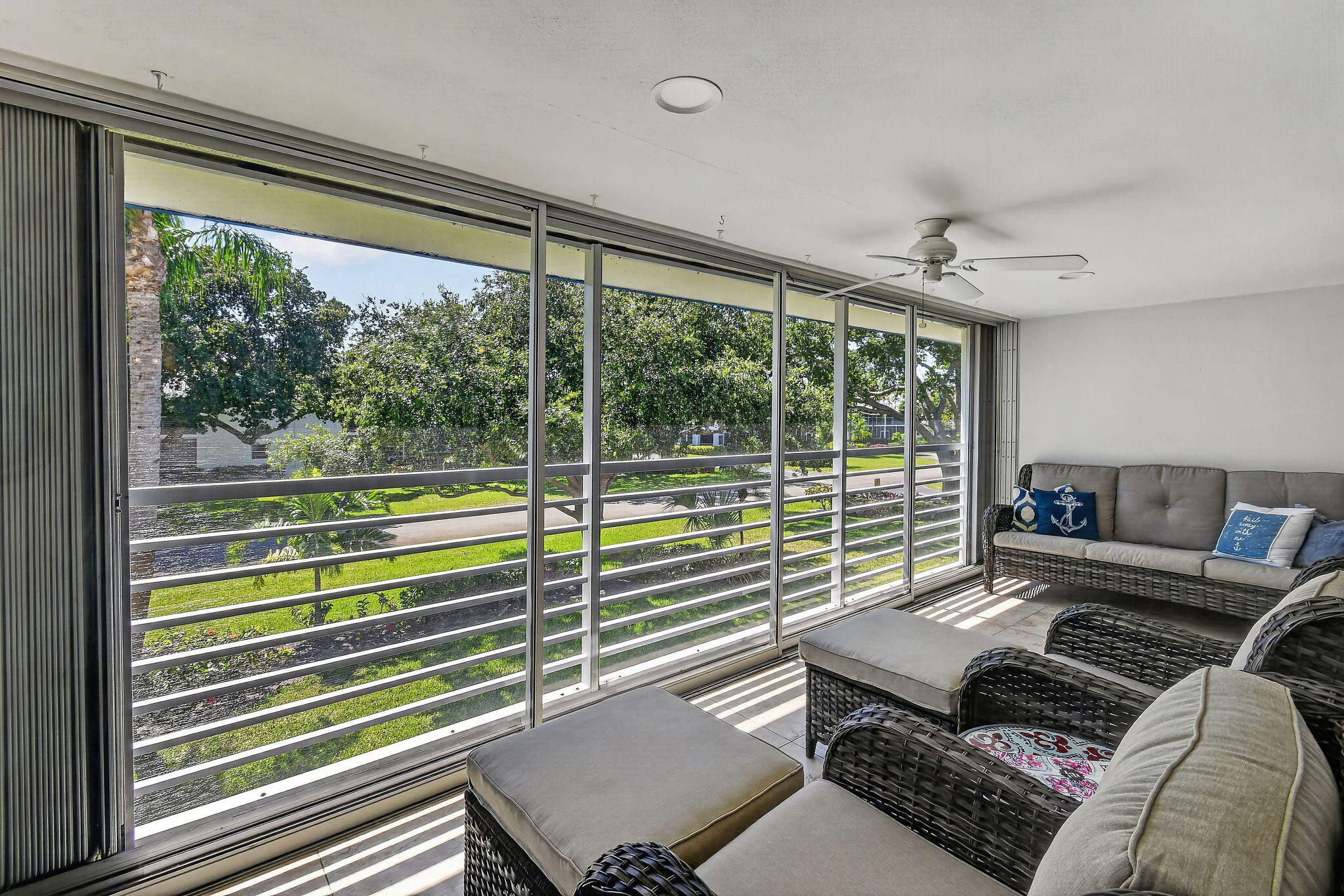 9 Garden #204j, Tequesta FL 33469