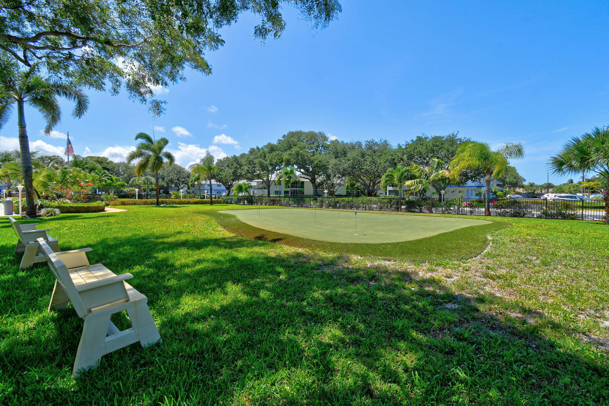 9 Garden #204j, Tequesta FL 33469