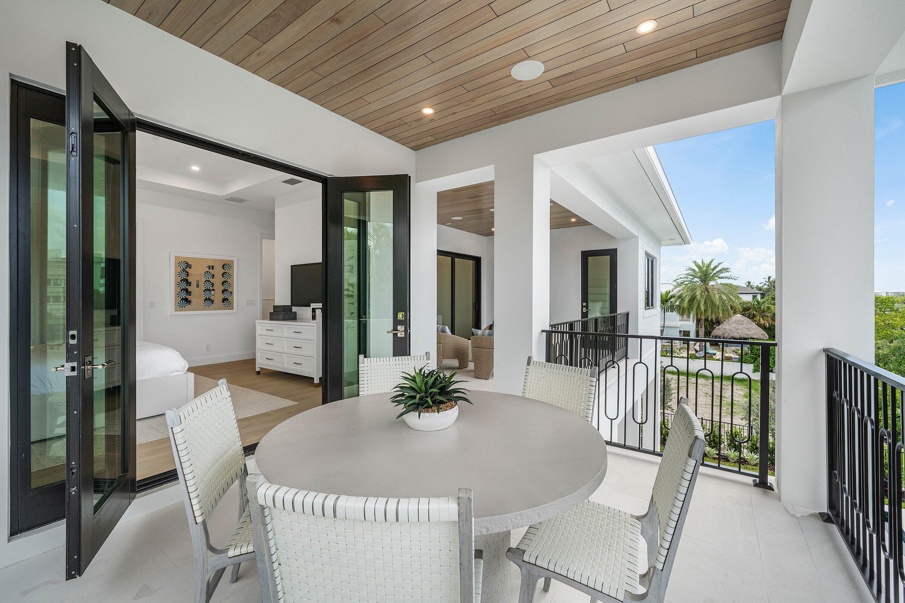 908 N Atlantic, Lantana FL 33462