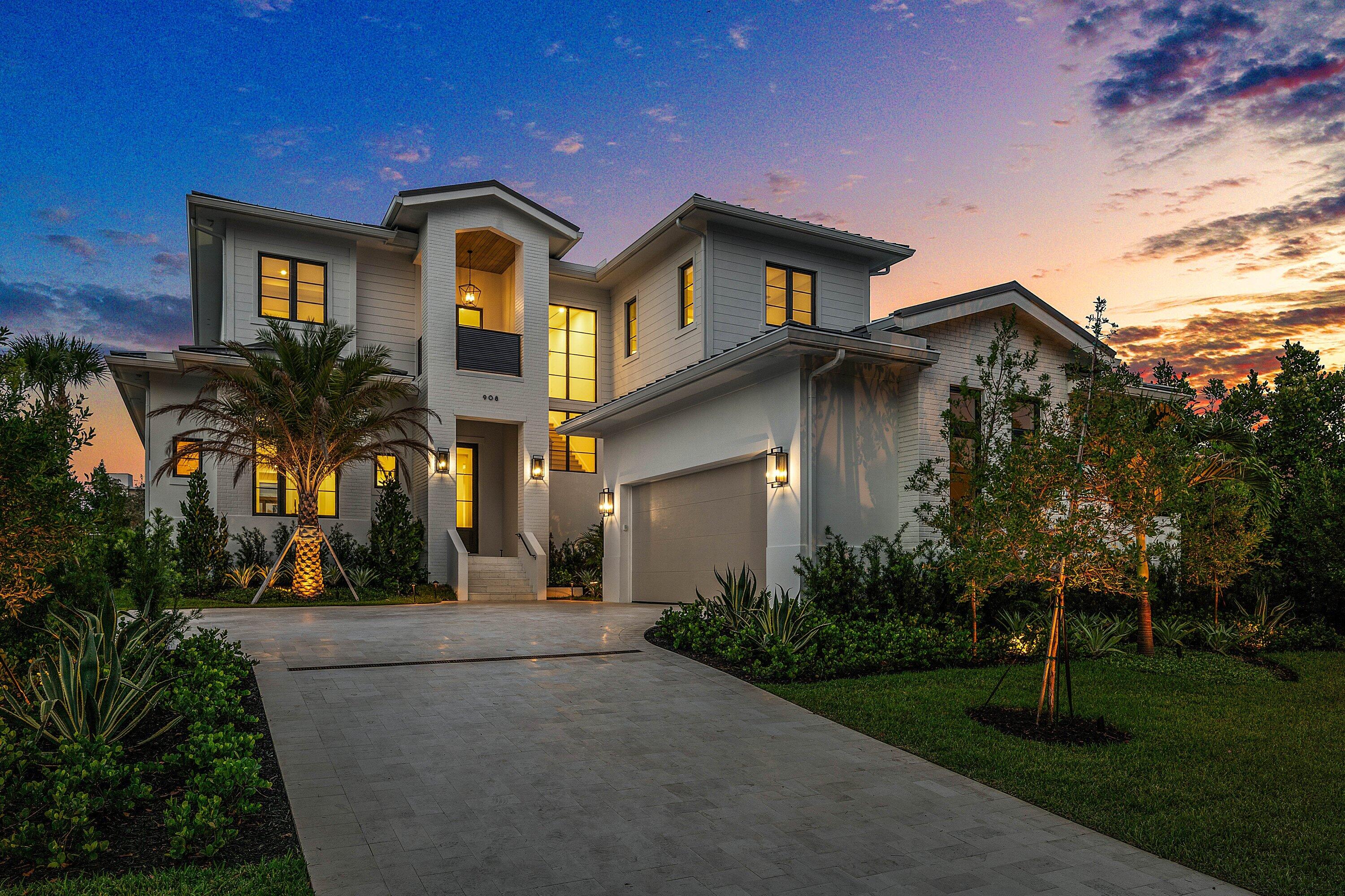 908 N Atlantic, Lantana FL 33462