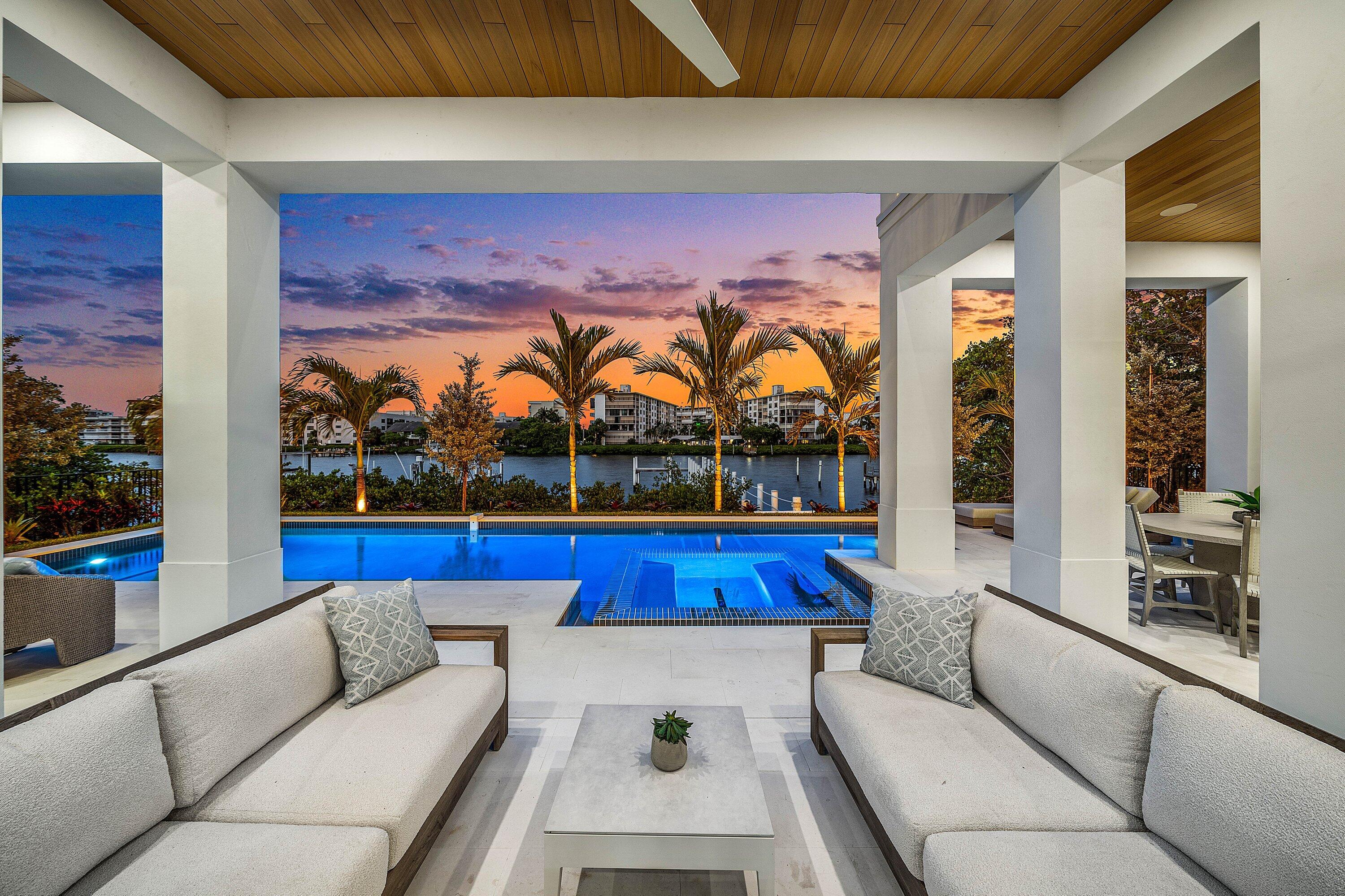 908 N Atlantic, Lantana FL 33462