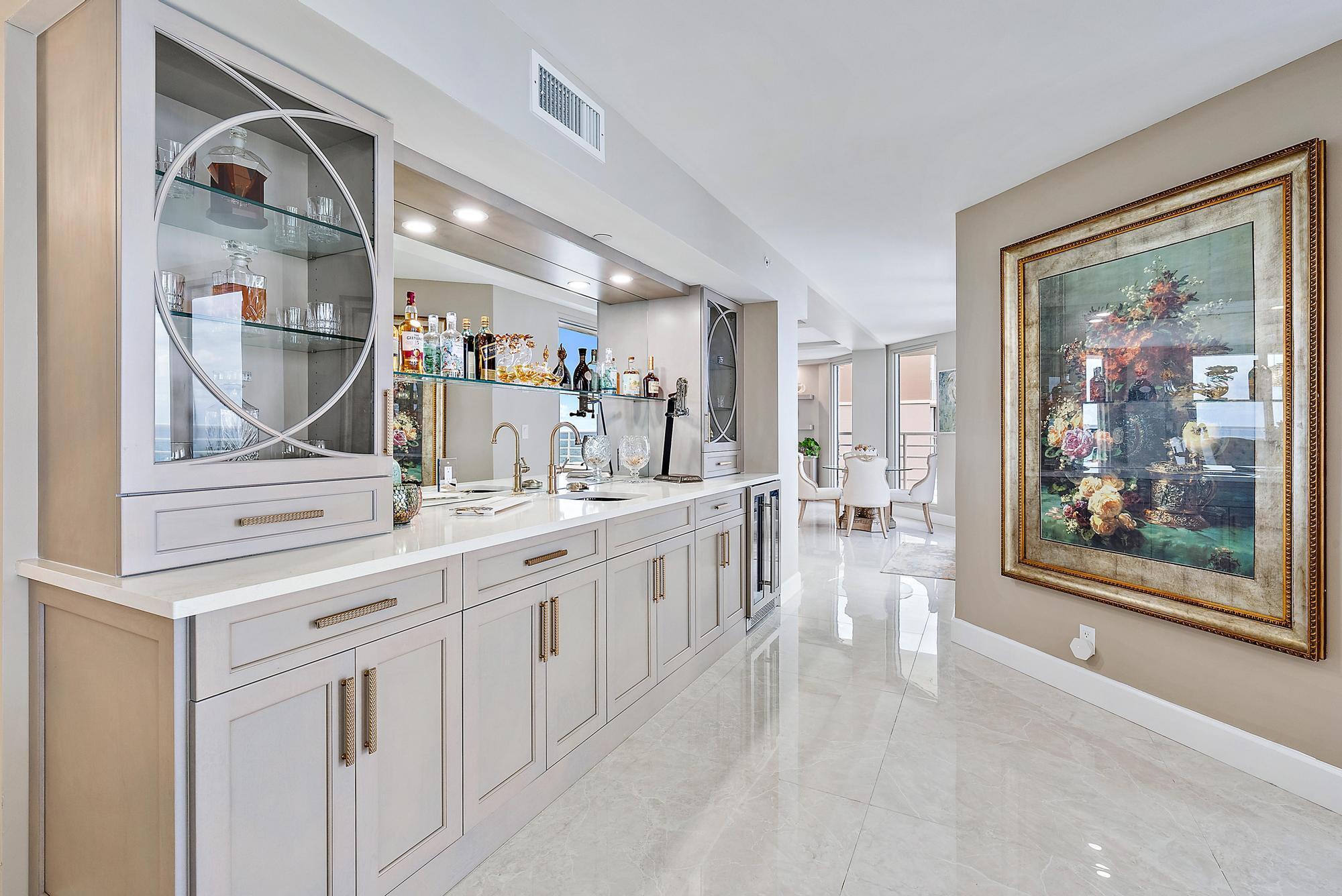 176 Helios #606, Jupiter FL 33477