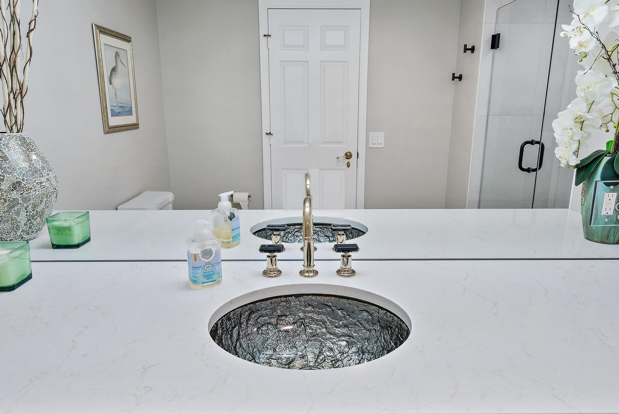 176 Helios #606, Jupiter FL 33477