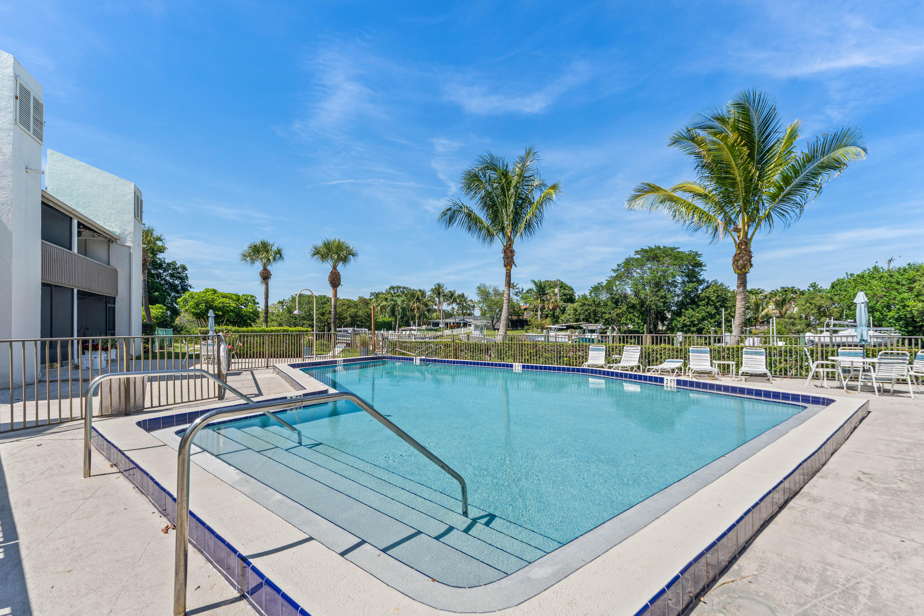 412 Southwind #B2, North Palm Beach FL 33408
